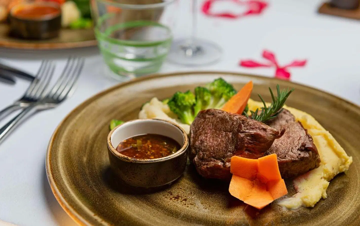 Le Flamboyant Hotel Restaurant