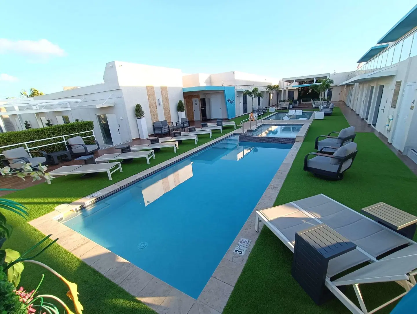 Aruba Boutique & Art Hotel, BW Signature Collection OUTDOOR_POOL