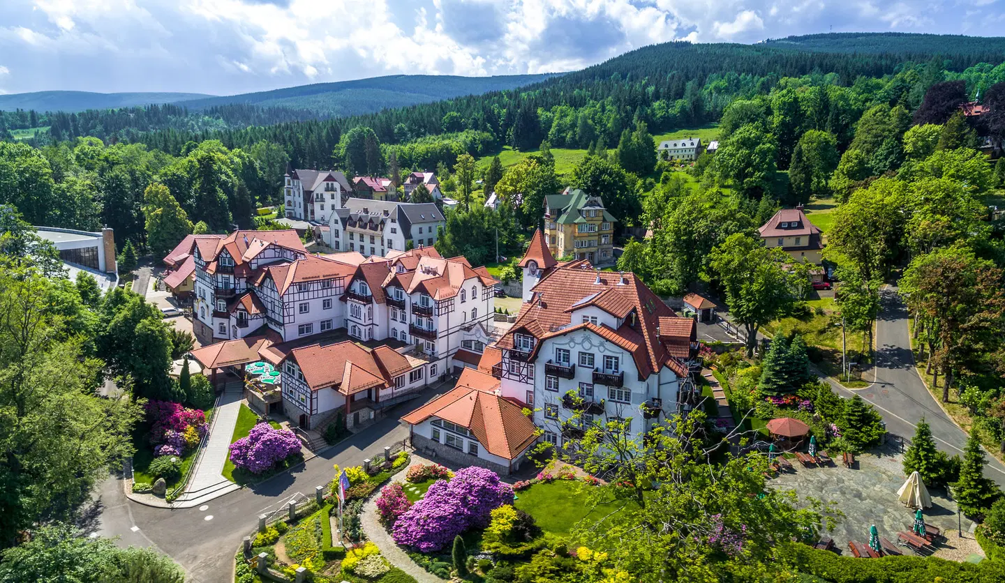 Park Hotel KUR & SPA Buczy'ski LANDSCAPE