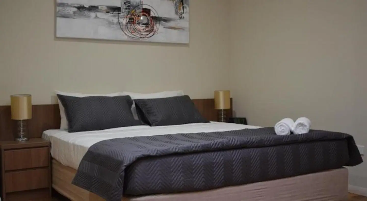 The Australian Hotel Motel ROOM_EXAMPLE