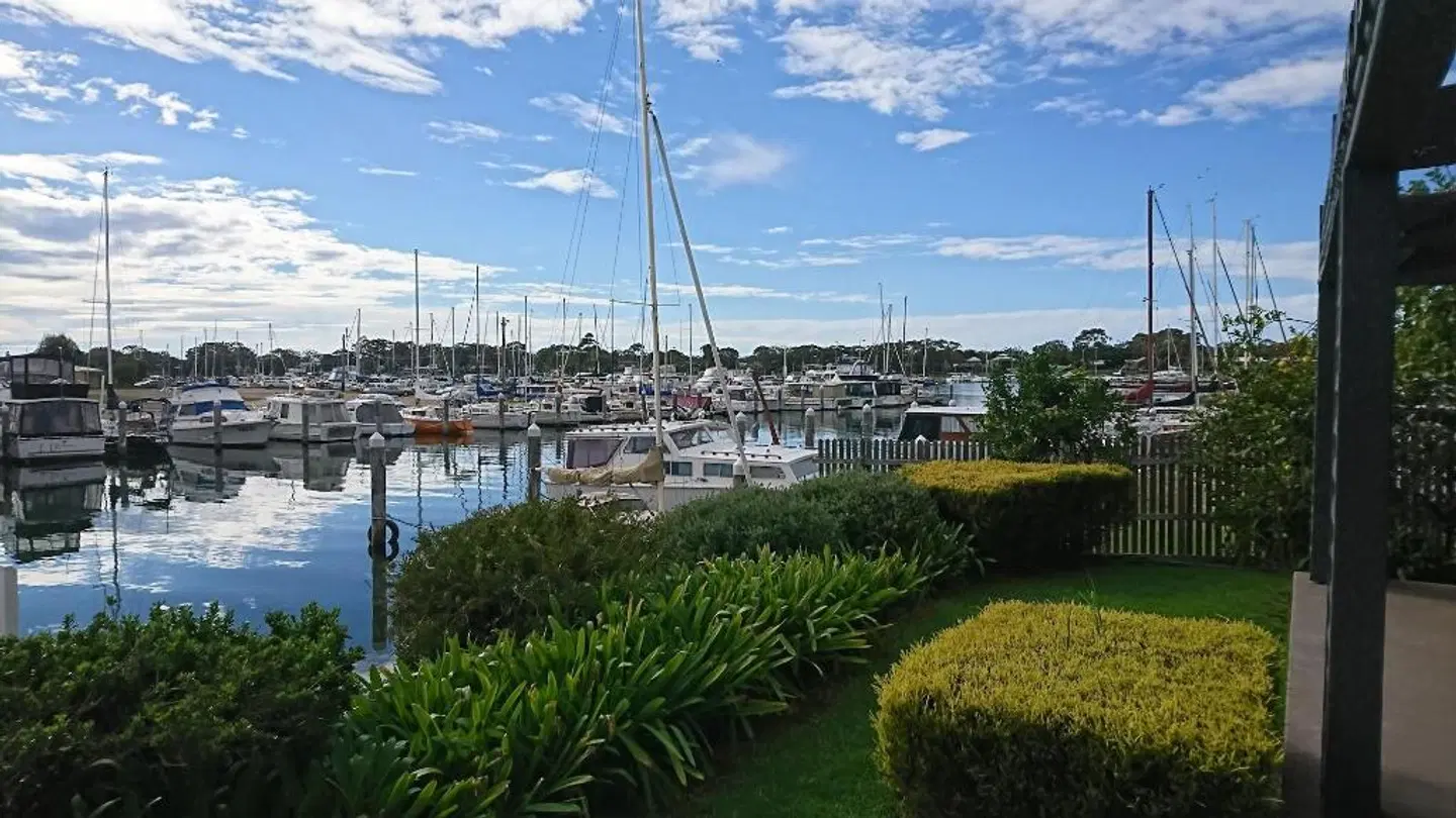 Mariners Cove at Paynesville Motel & Apartments LANDSCAPE