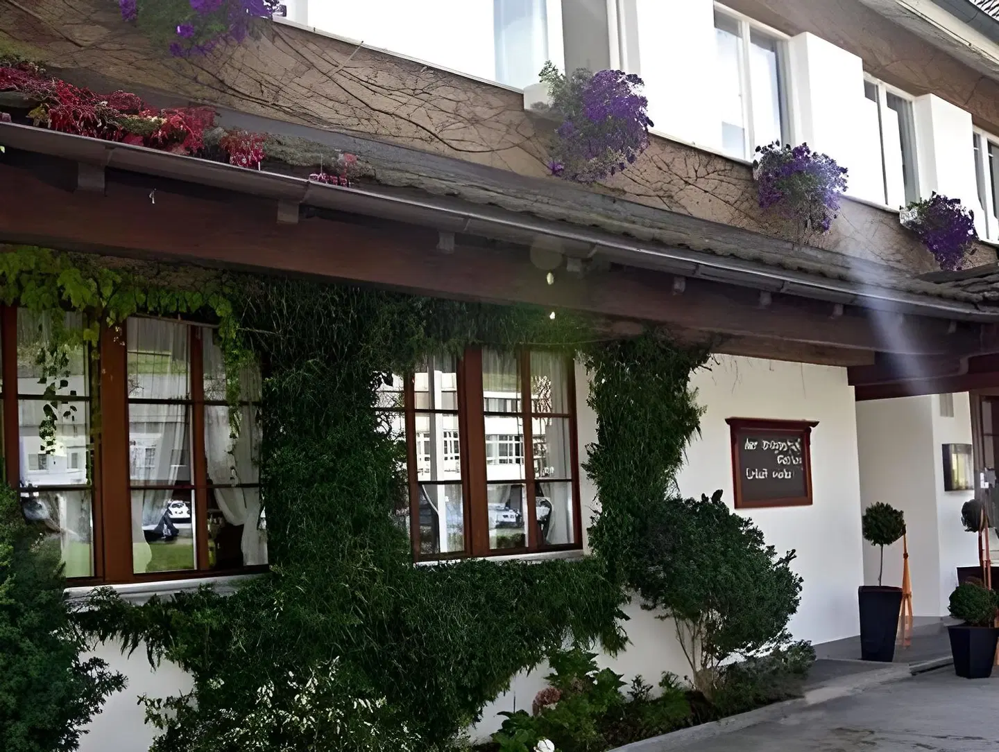 Sternen EXTERIOR