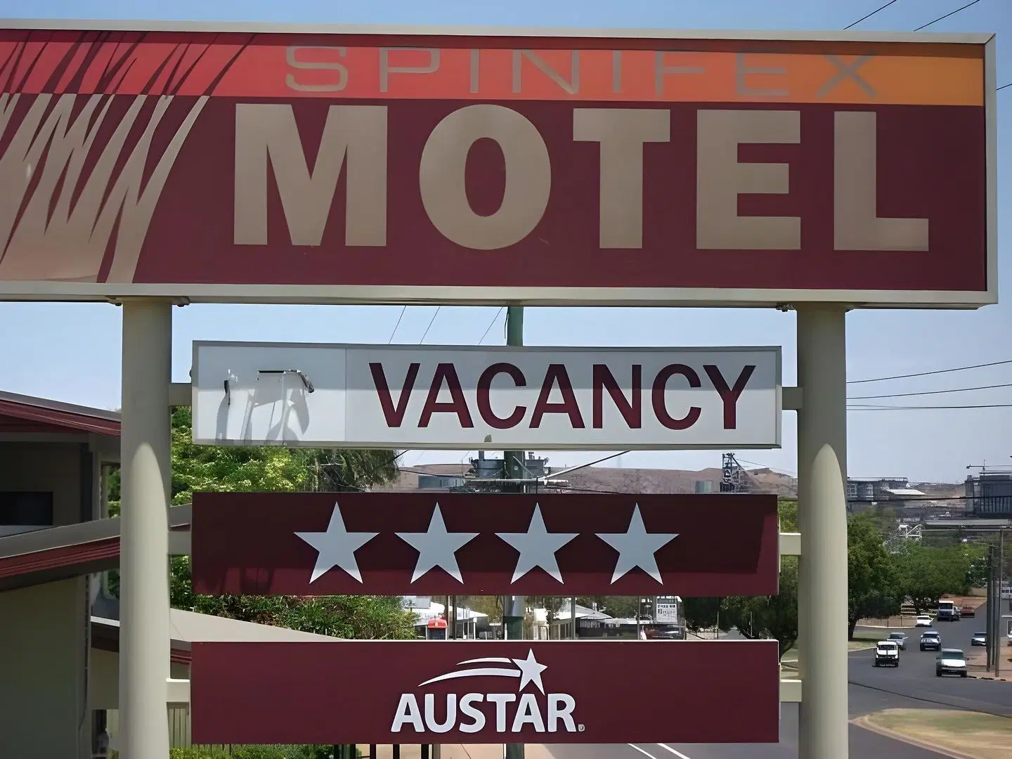 Spinifex Motel EXTERIOR