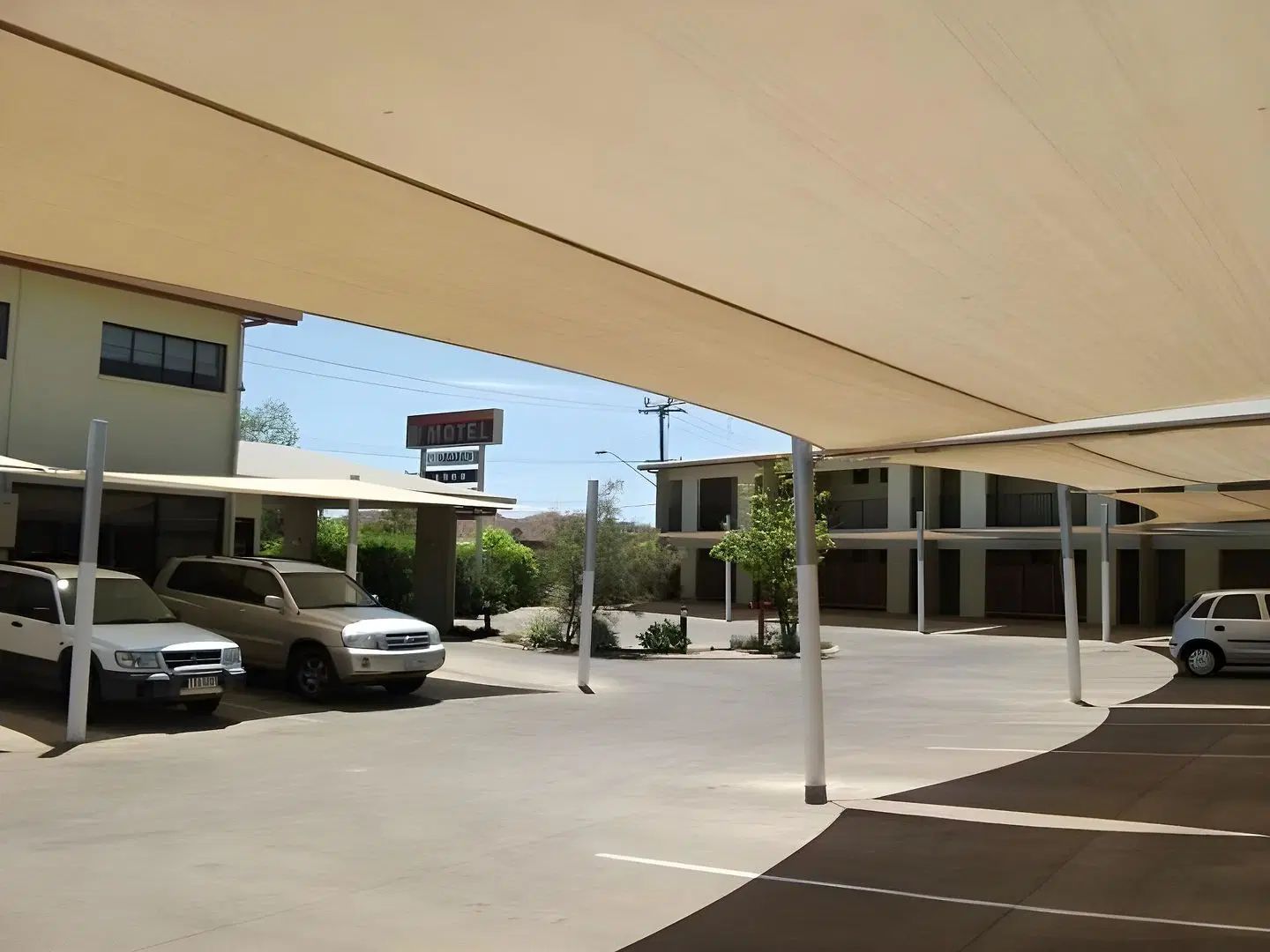 Spinifex Motel Terrasse