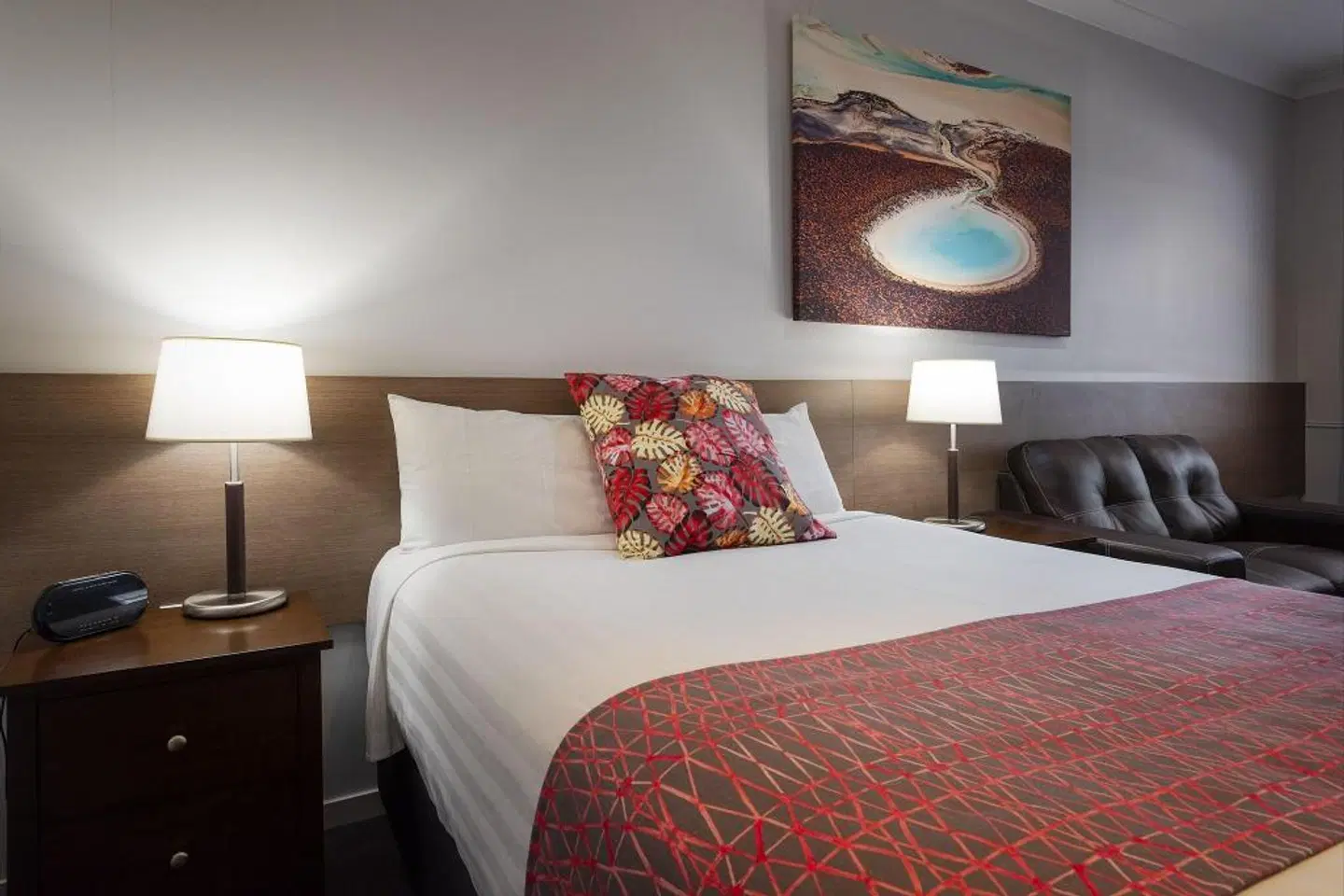Roma Inland Motor Inn ROOM_EXAMPLE