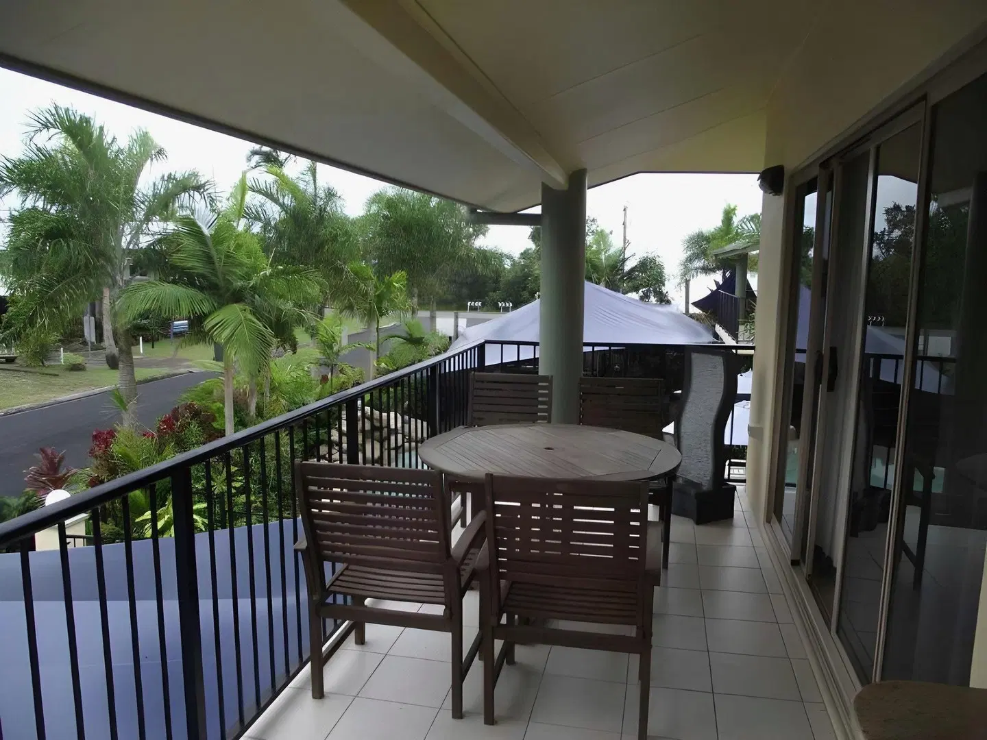 Mission Reef Resort Terrasse