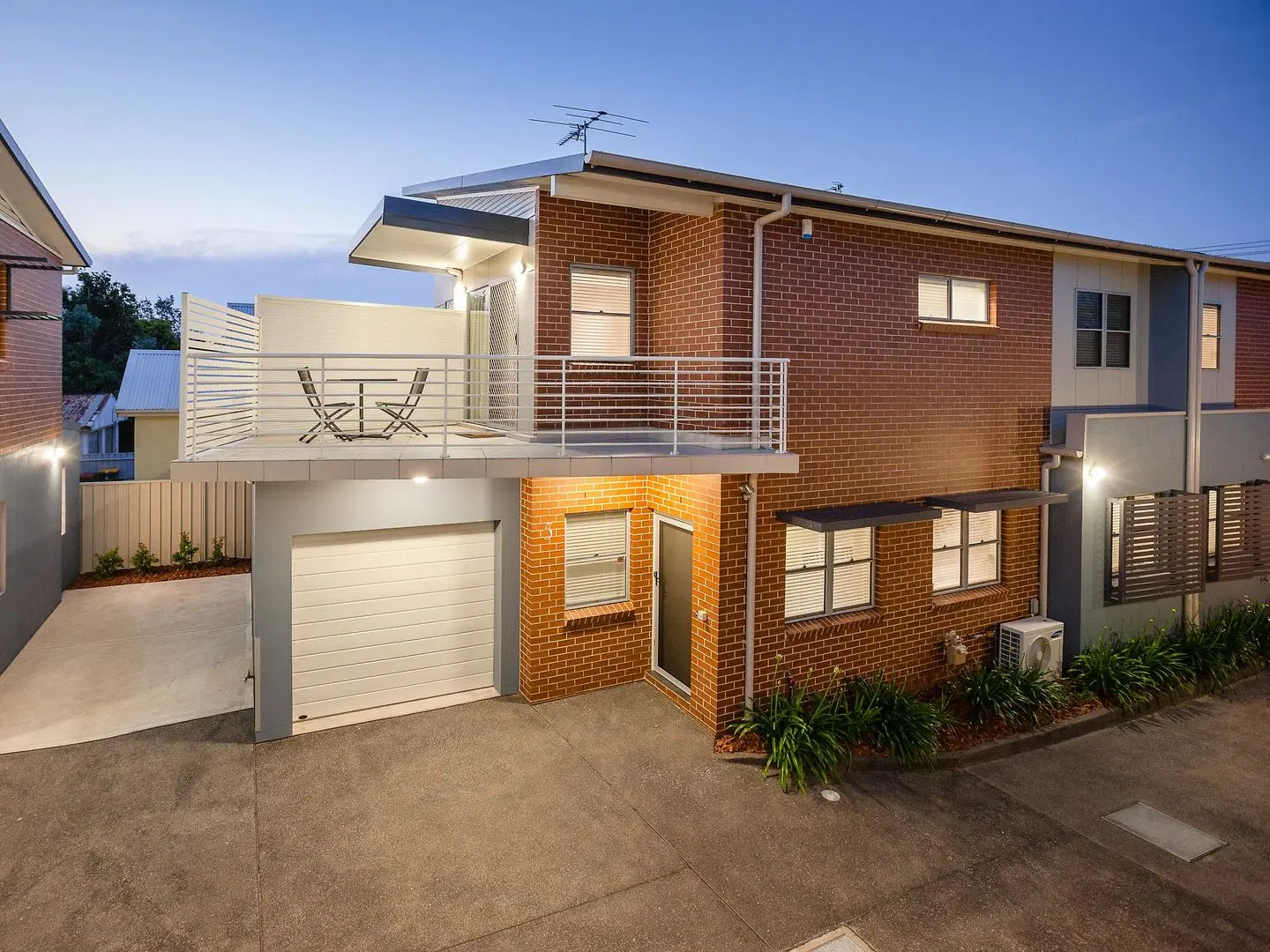 Everton Apartments EXTERIOR
