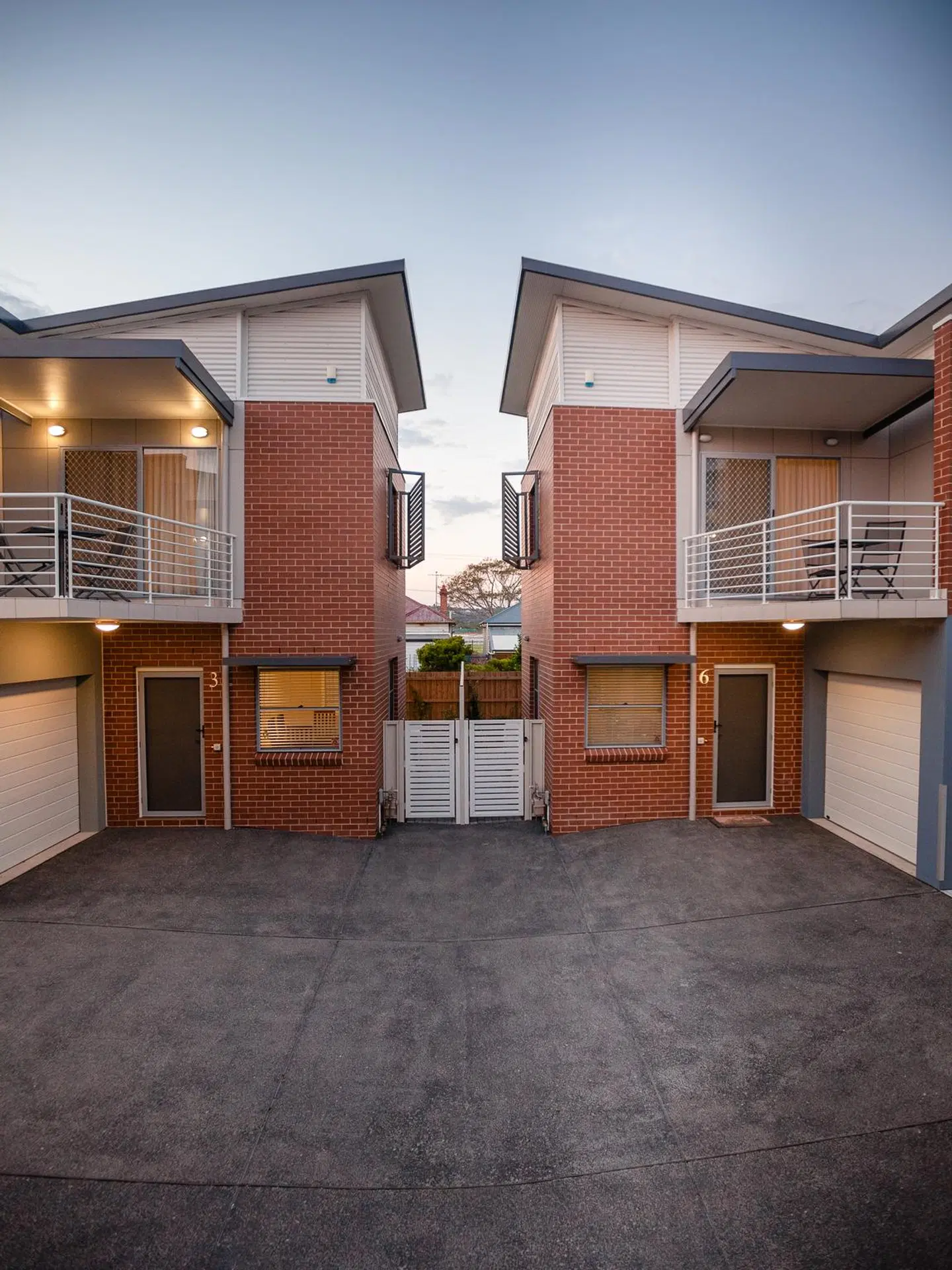 Everton Apartments EXTERIOR