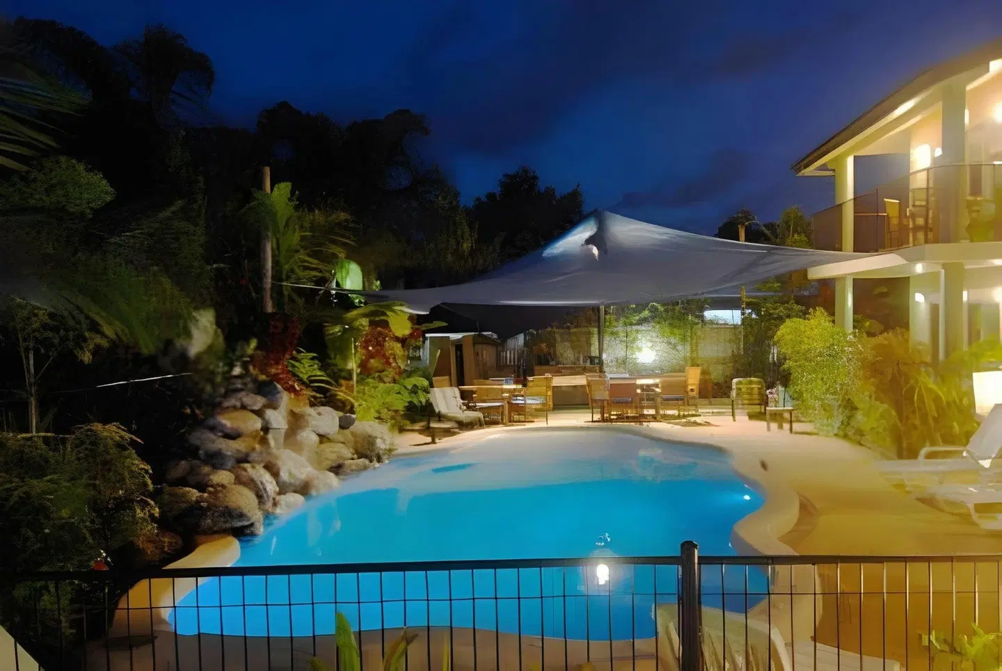 Mission Reef Resort OUTDOOR_POOL