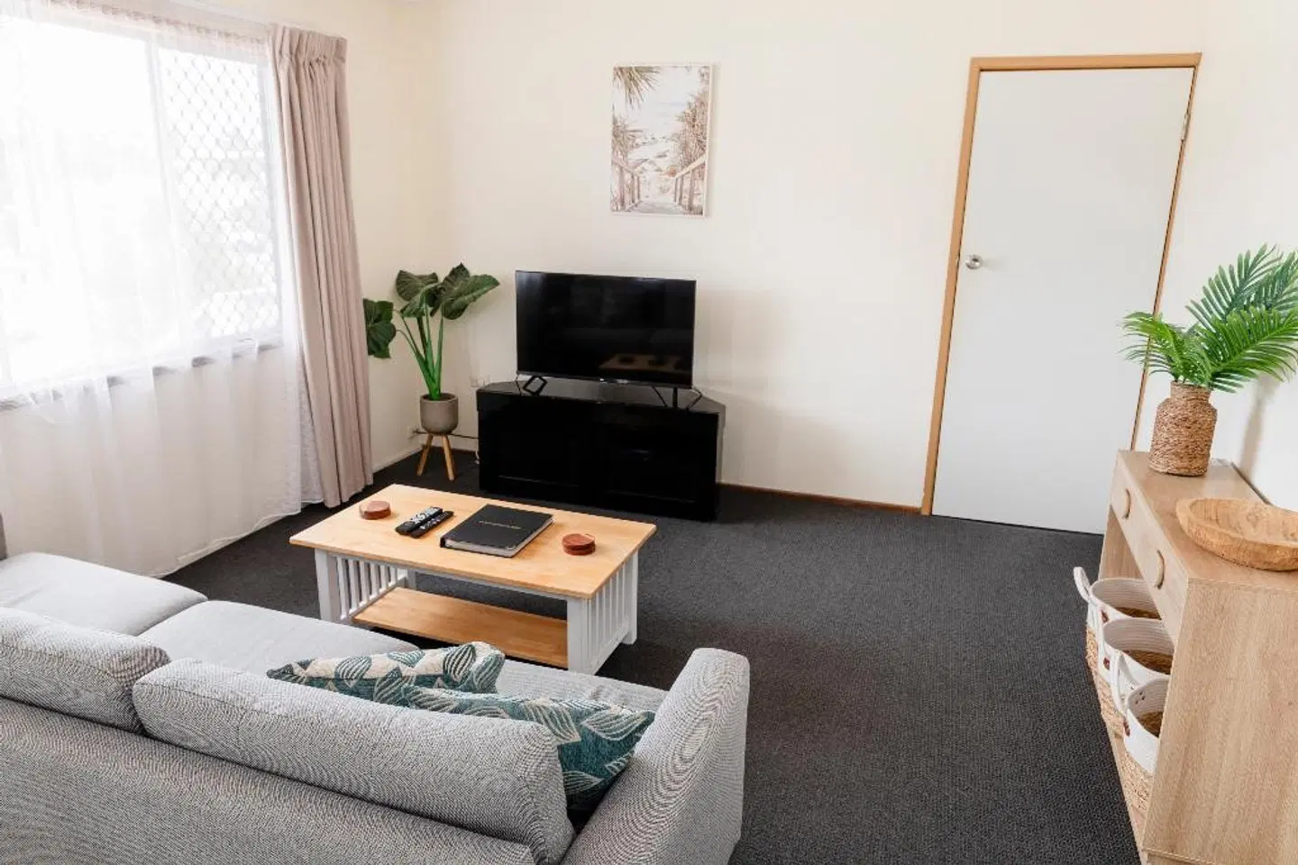 Palm View Holiday Apartments ROOM_EXAMPLE