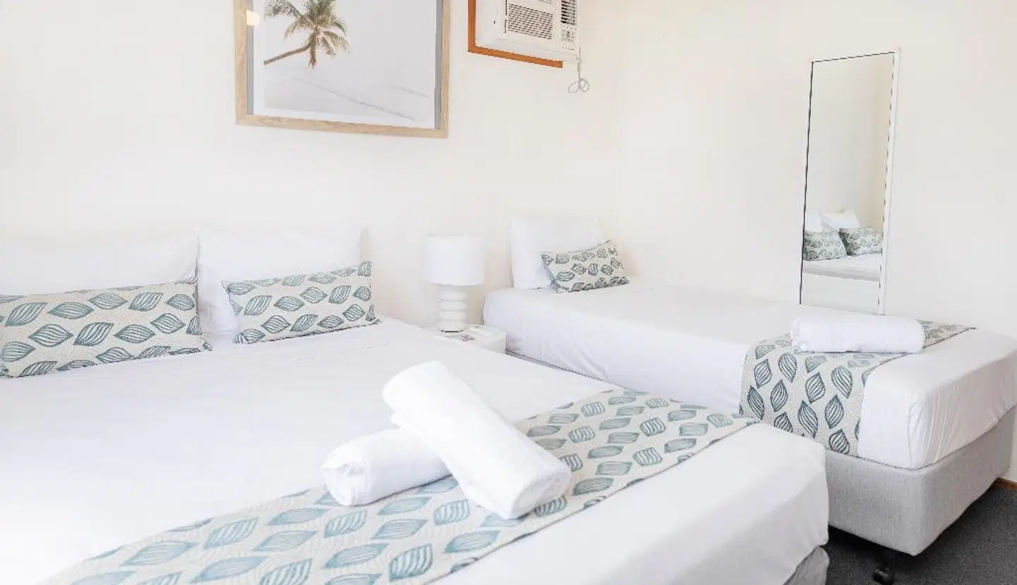 Palm View Holiday Apartments ROOM_EXAMPLE