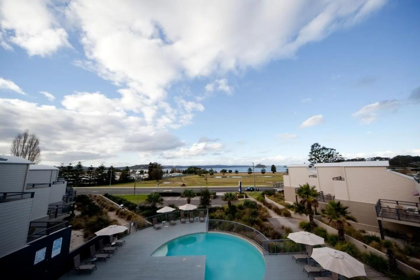 Corrigans Cove OUTDOOR_POOL