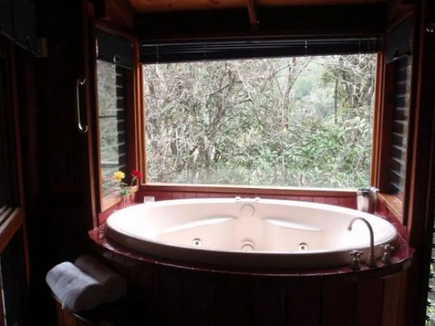 Mt Quincan Crater Retreat Badezimmer
