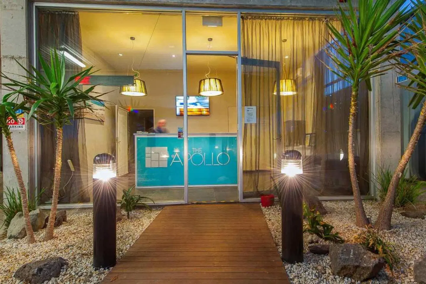 The Apollo LOUNGE_LOBBY