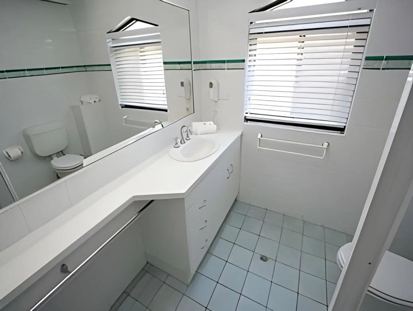 Byron Bay Beachfront Apartments Badezimmer