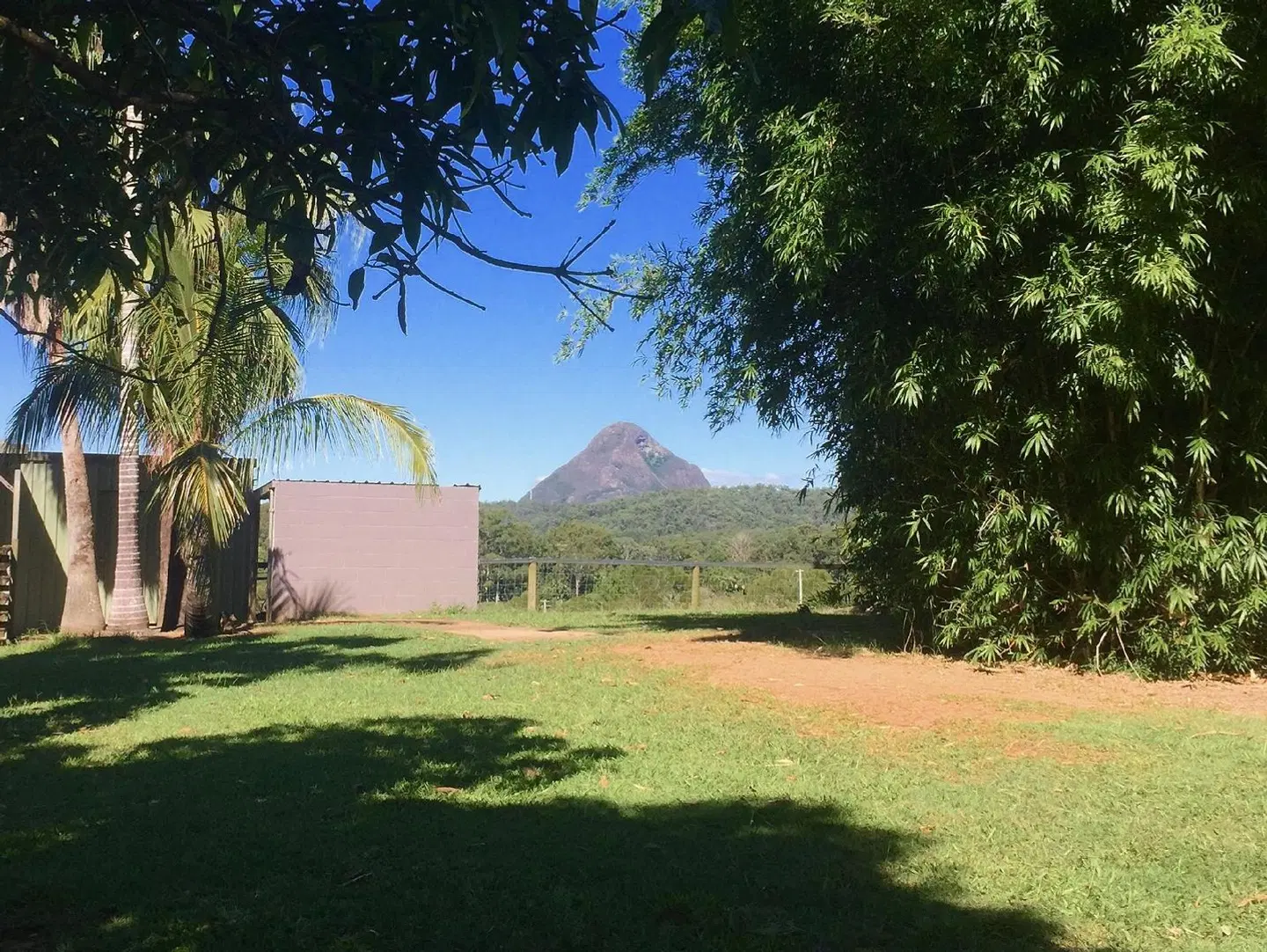 Blackwattle Farm Garten