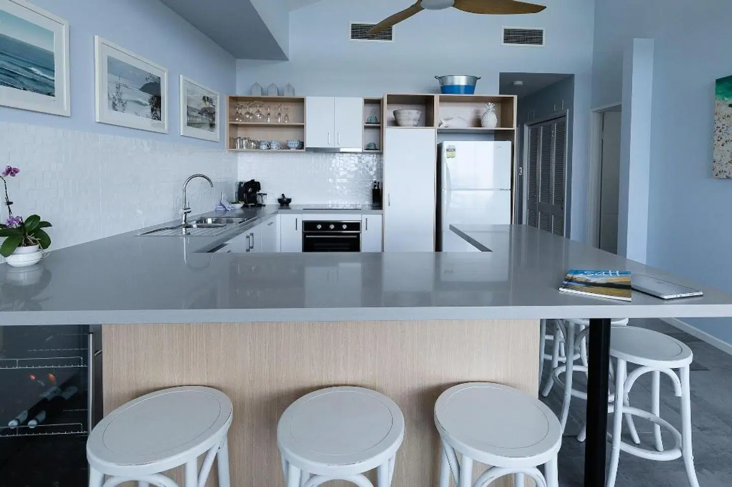 Aqua Promenade Beachfront Holiday Apartments ROOM_EXAMPLE
