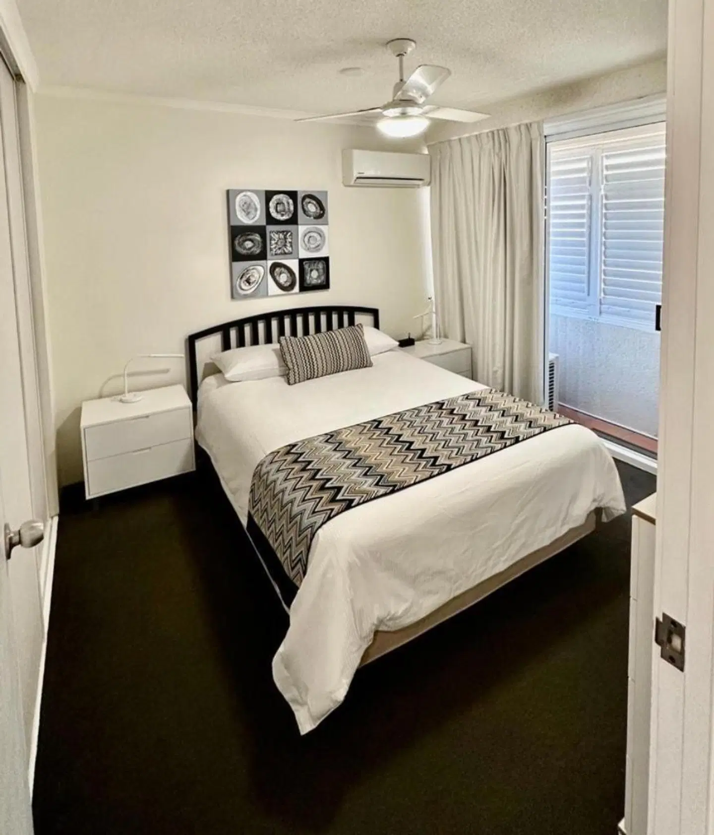 Goldsborough Place Apartments ROOM_EXAMPLE