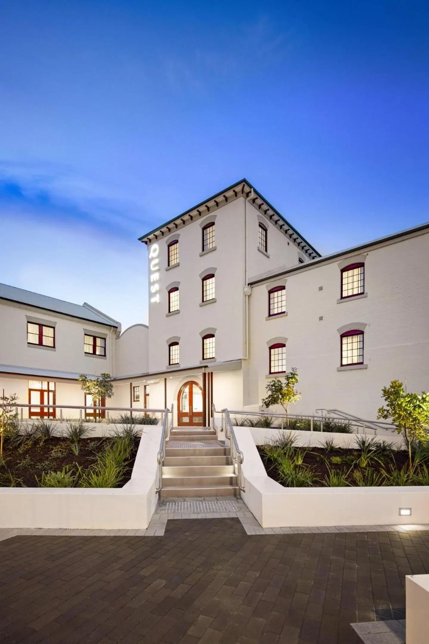 Quest Newcastle West EXTERIOR