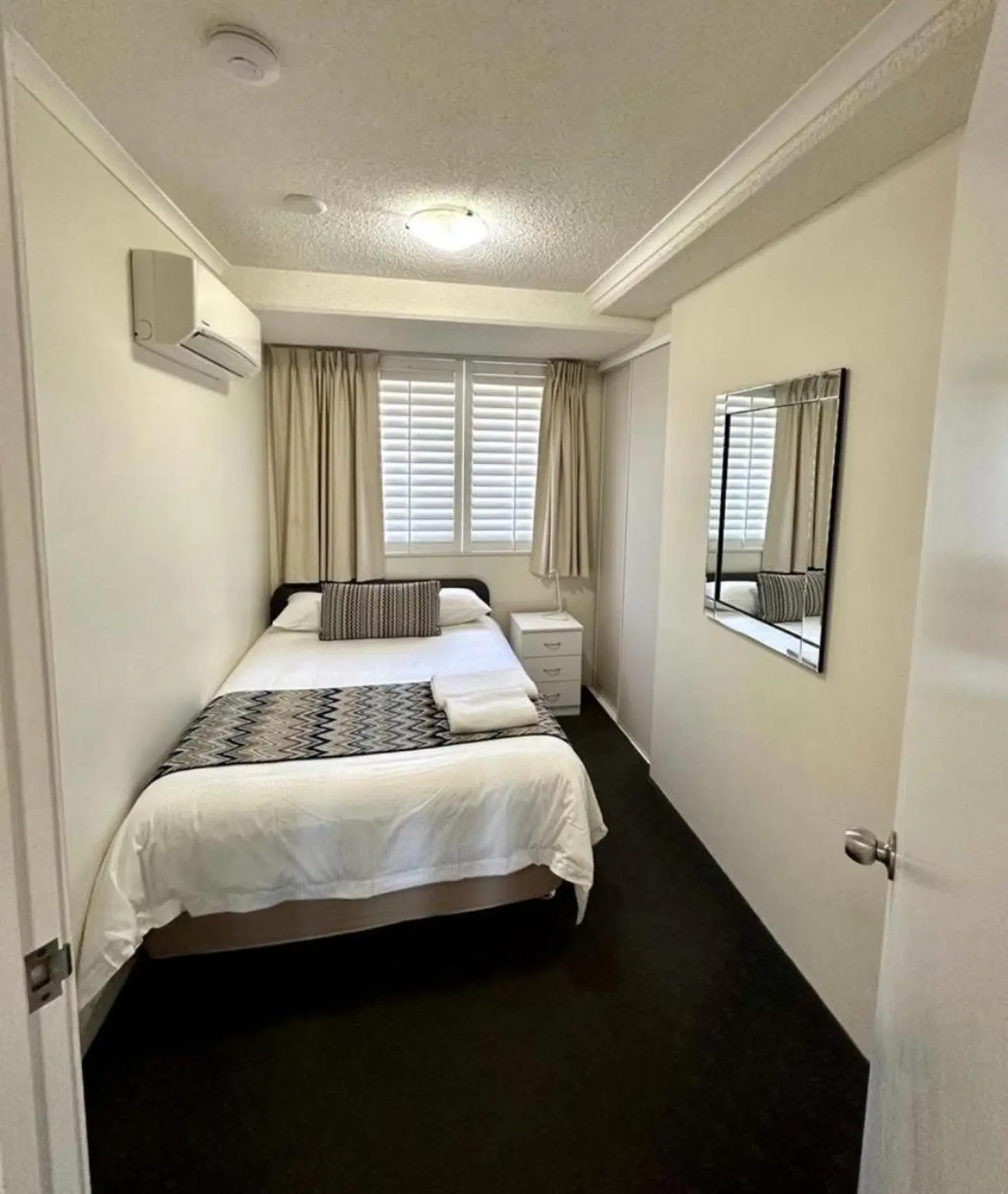 Goldsborough Place Apartments ROOM_EXAMPLE