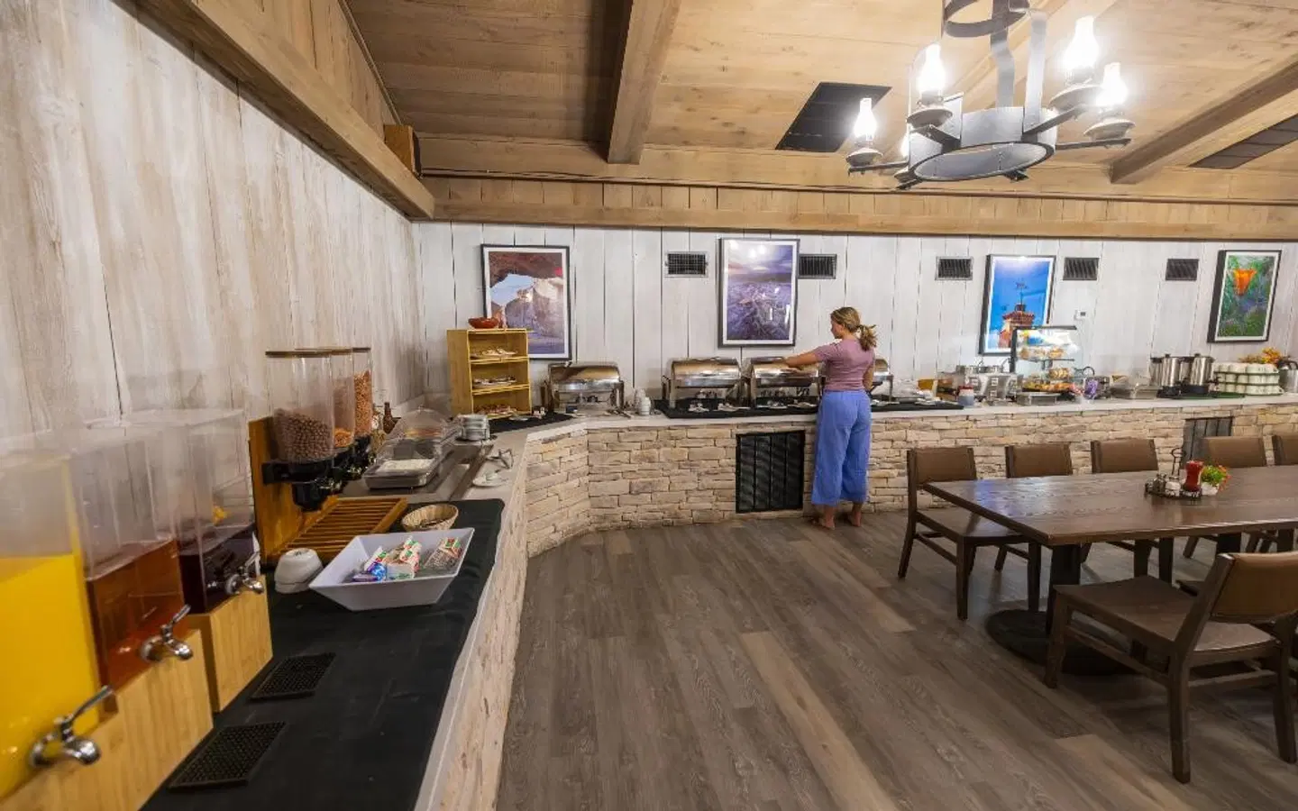 Stovepipe Wells Village Restaurant