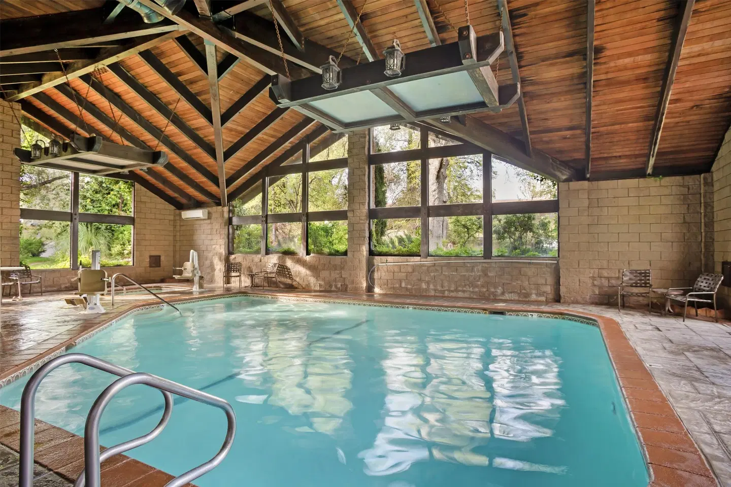 Best Western Plus Yosemite Gateway Inn Hallenbad