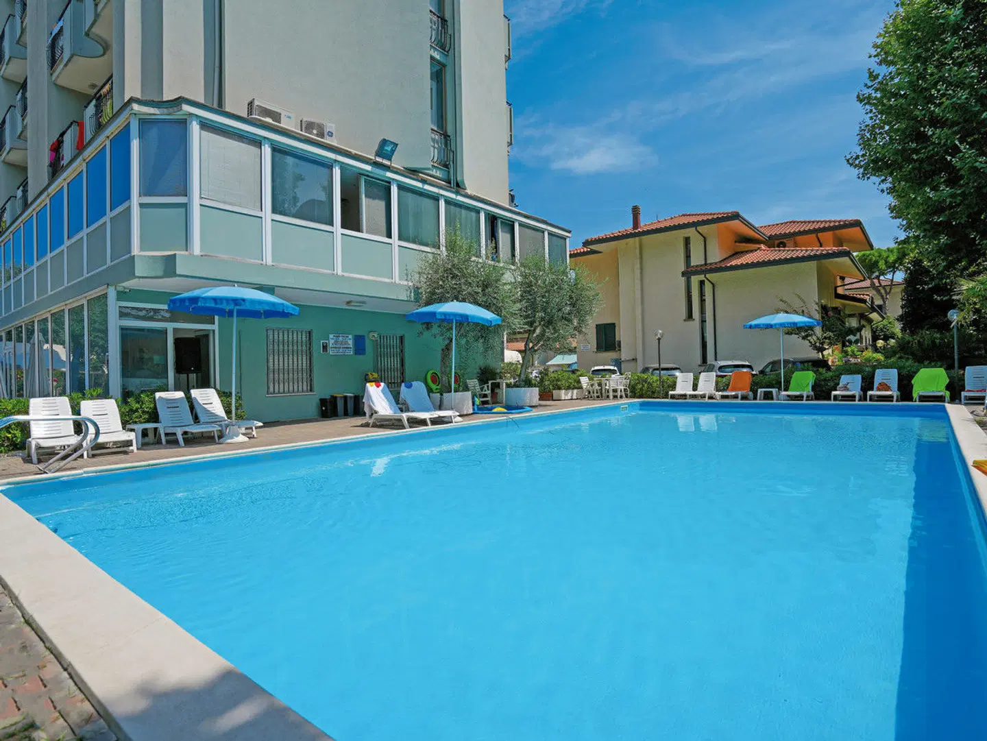 Hotel Dasamo OUTDOOR_POOL