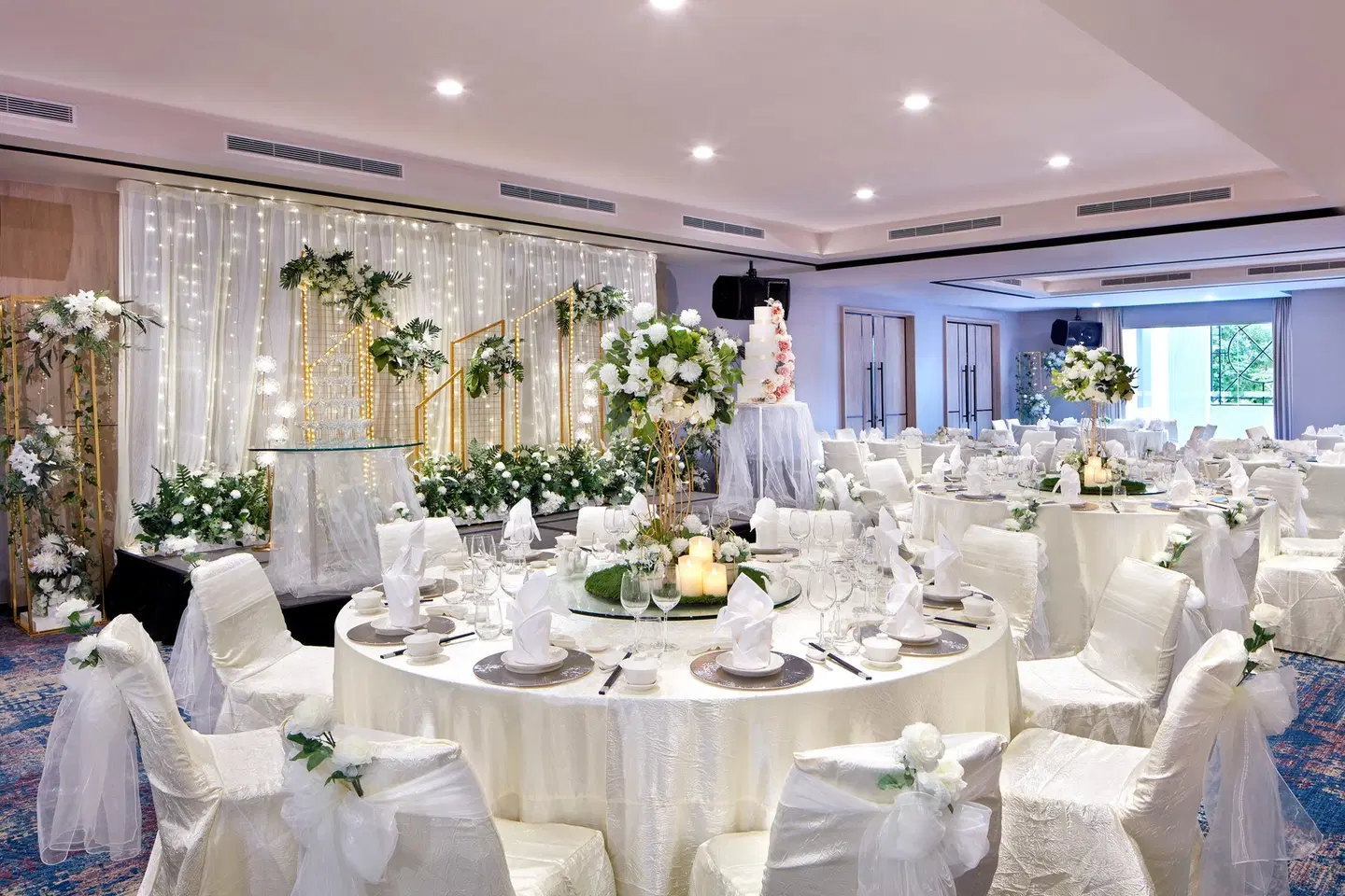 Holiday Inn Express & Suites Singapore Novena by IHG Restaurant