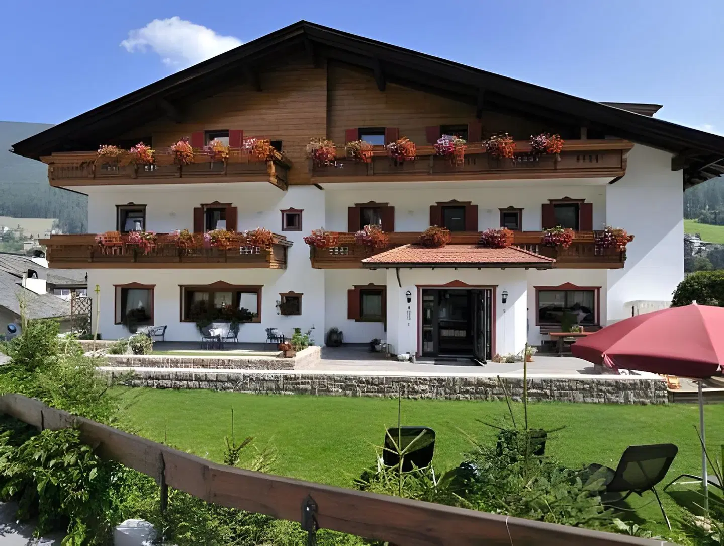 Hotel Garni Walter EXTERIOR