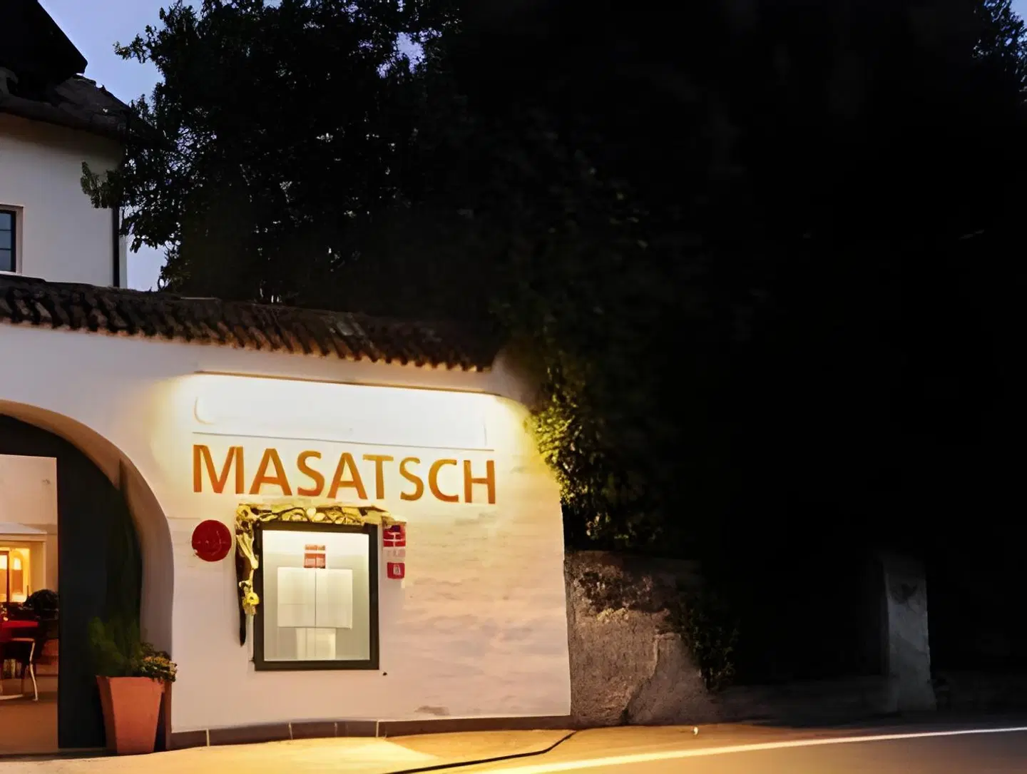 Masatsch EXTERIOR