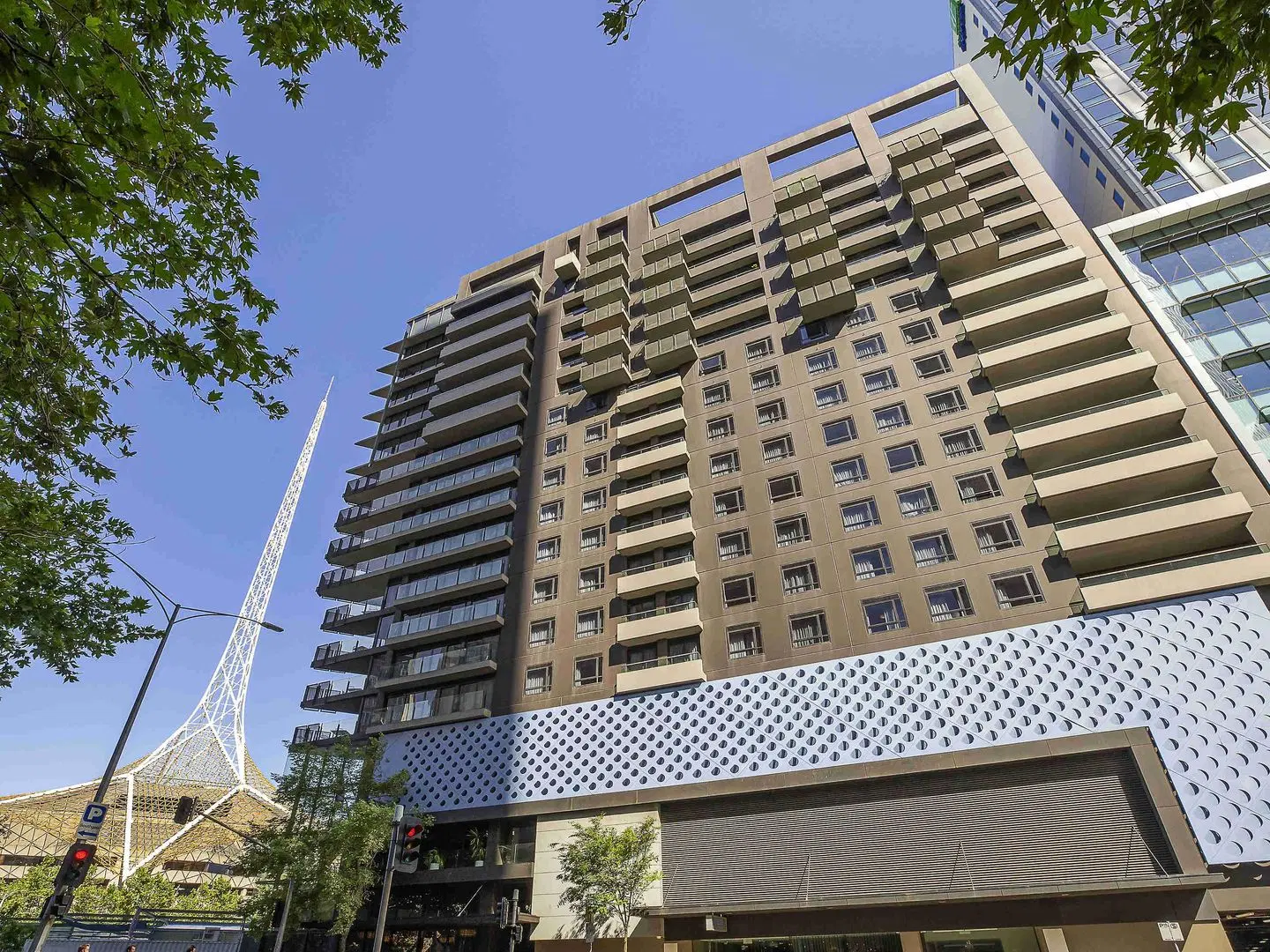 Mantra Southbank EXTERIOR