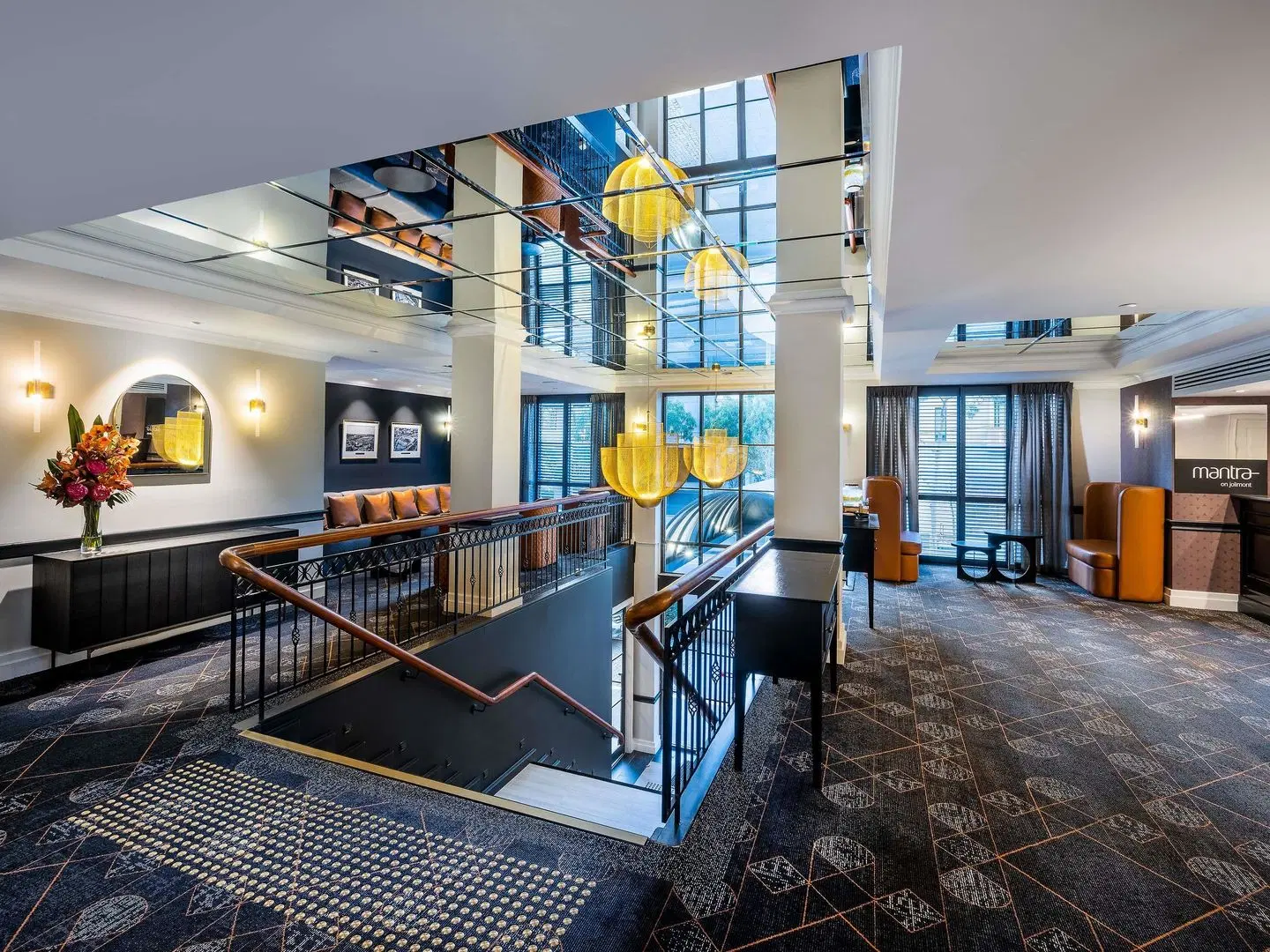 Mantra on Jolimont LOUNGE_LOBBY