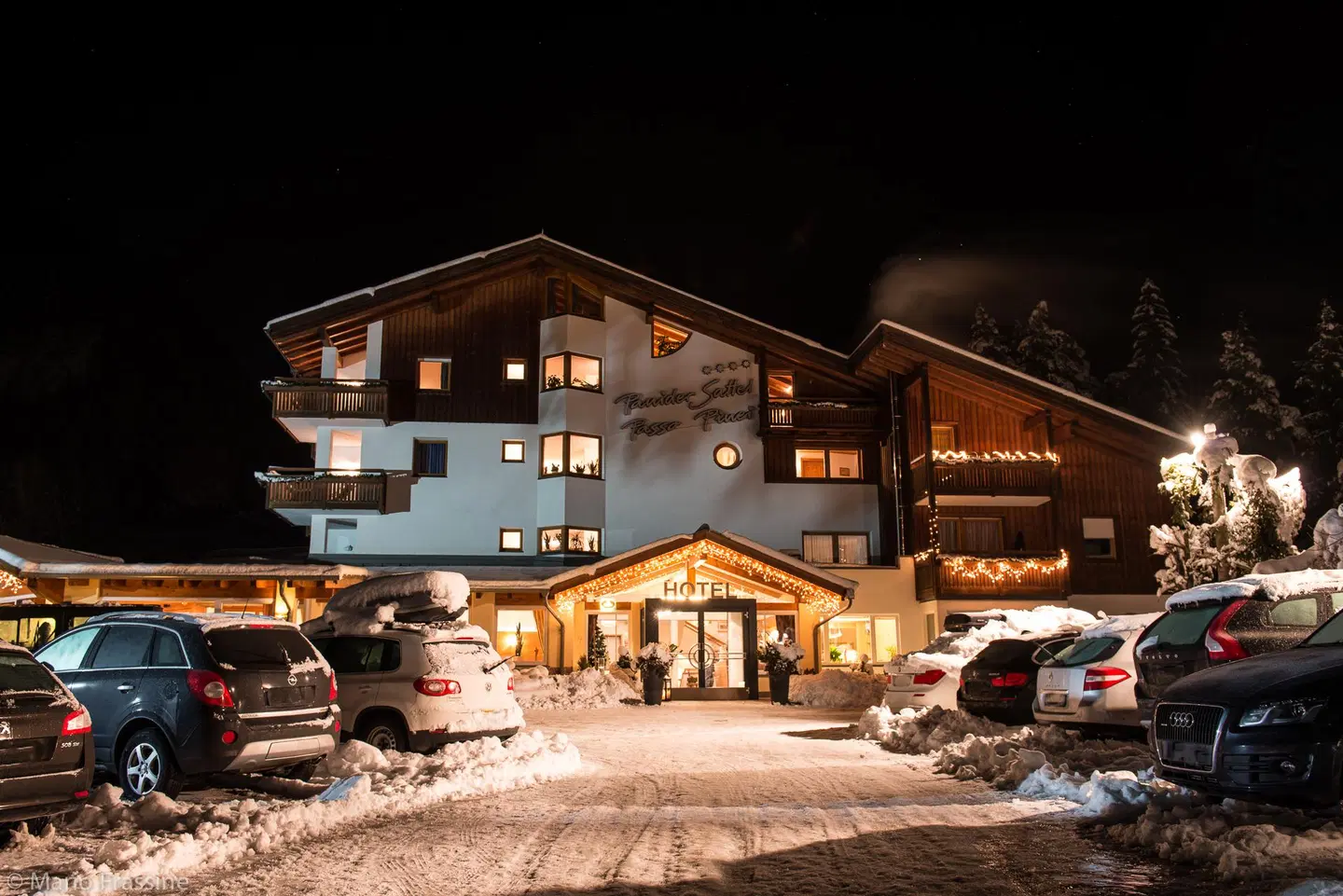 Hotel Pinei EXTERIOR