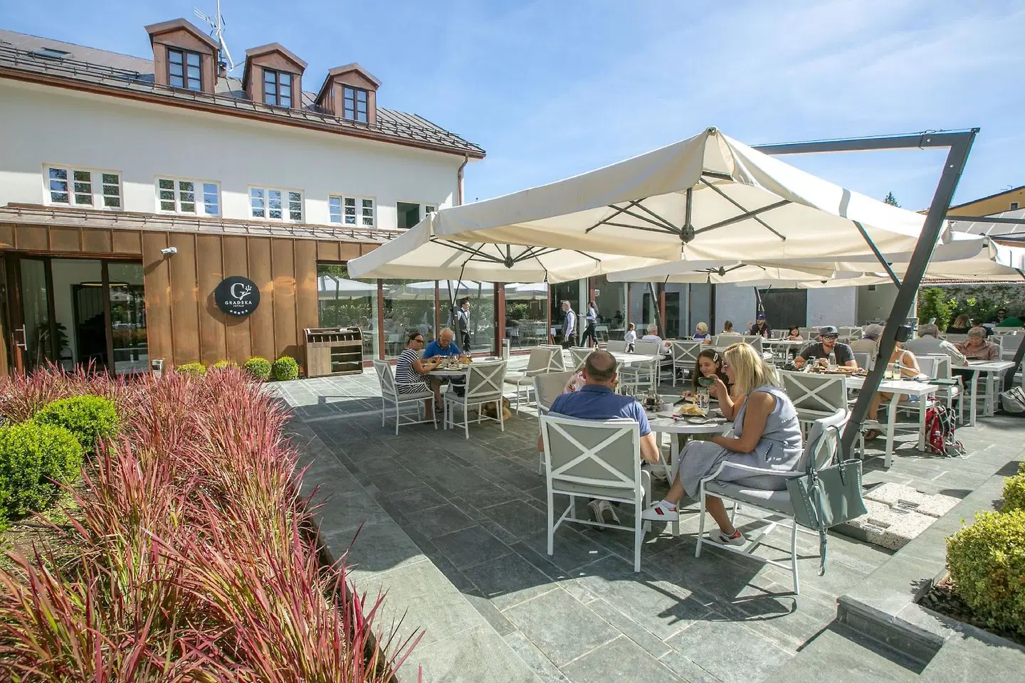 Hotel Gradska Cetinje Terrasse
