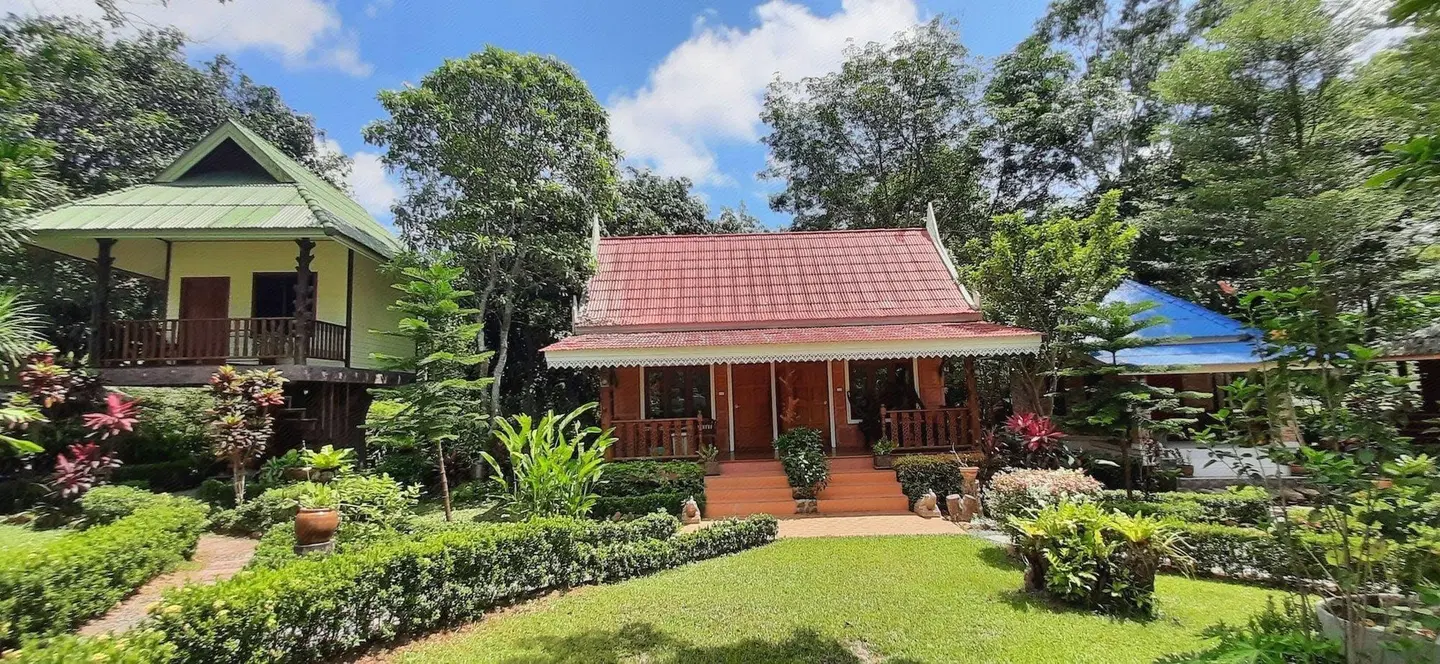 Macura Resort EXTERIOR