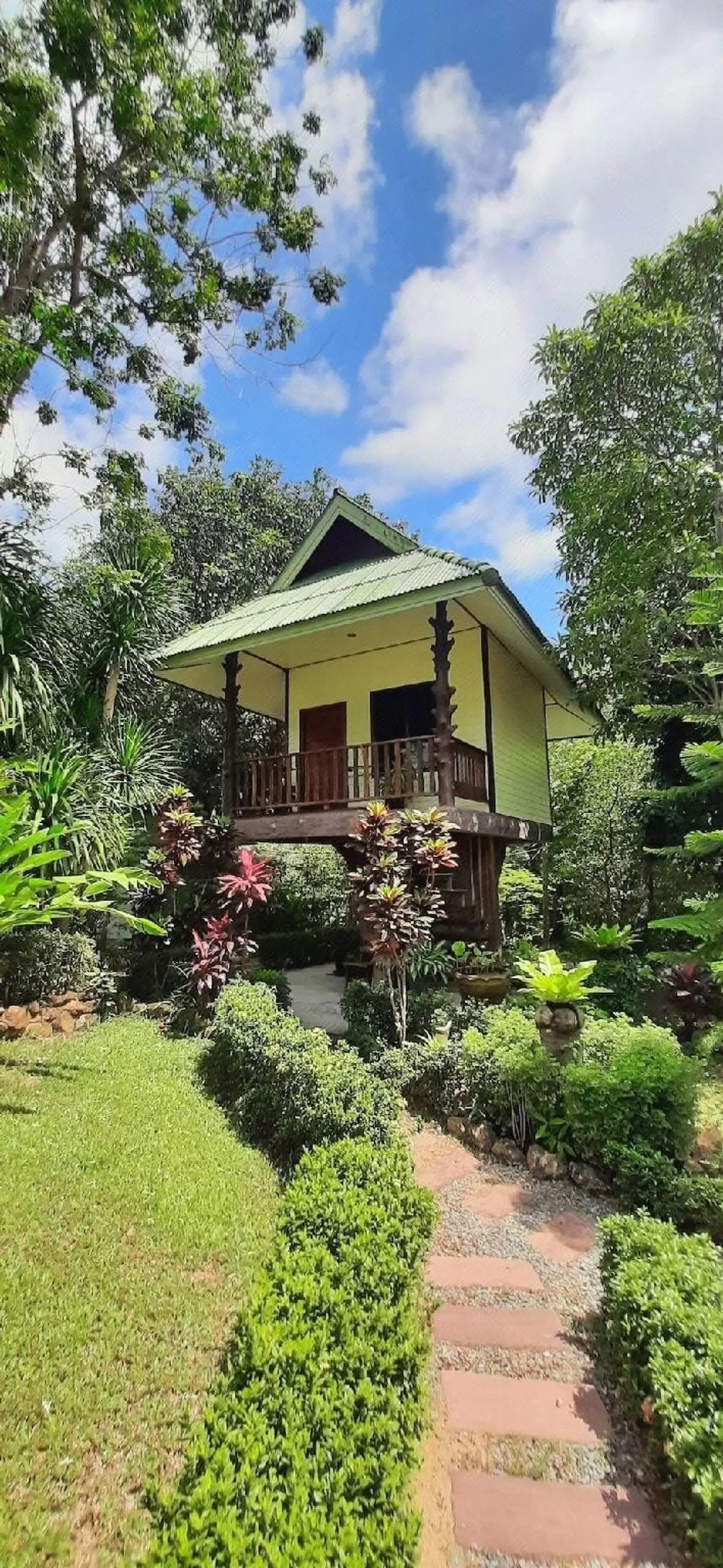 Macura Resort EXTERIOR