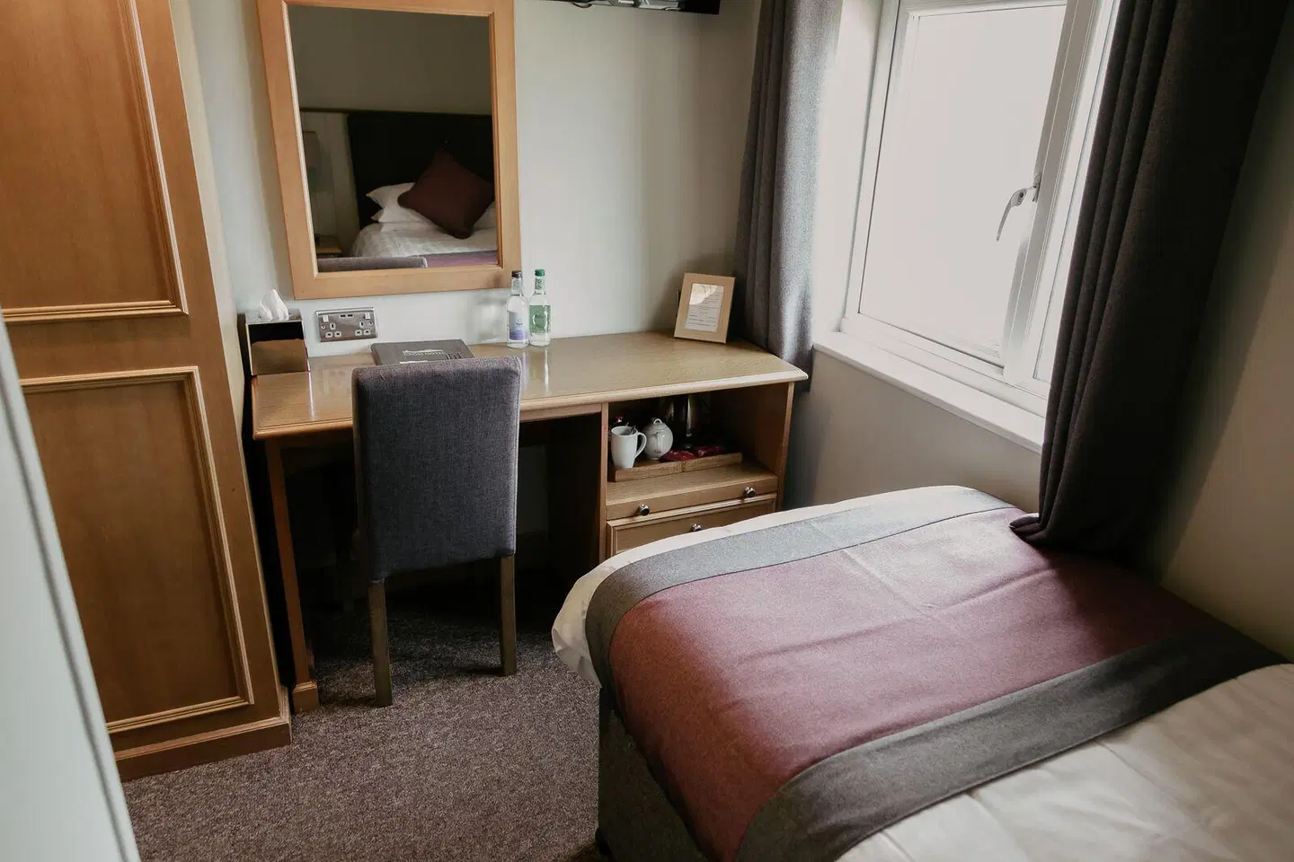 St. Davids Cross Hotel ROOM_EXAMPLE