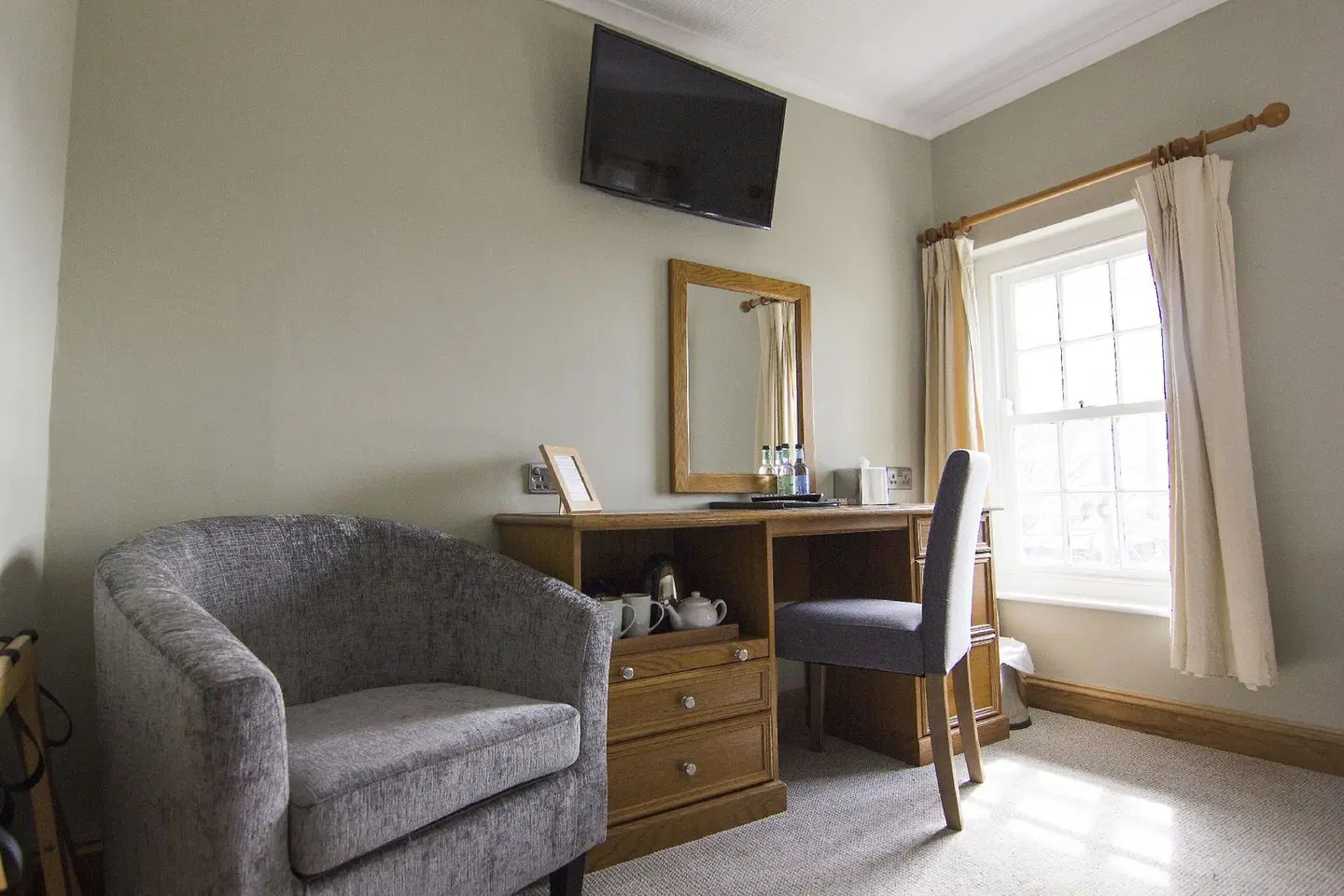 St. Davids Cross Hotel ROOM_EXAMPLE
