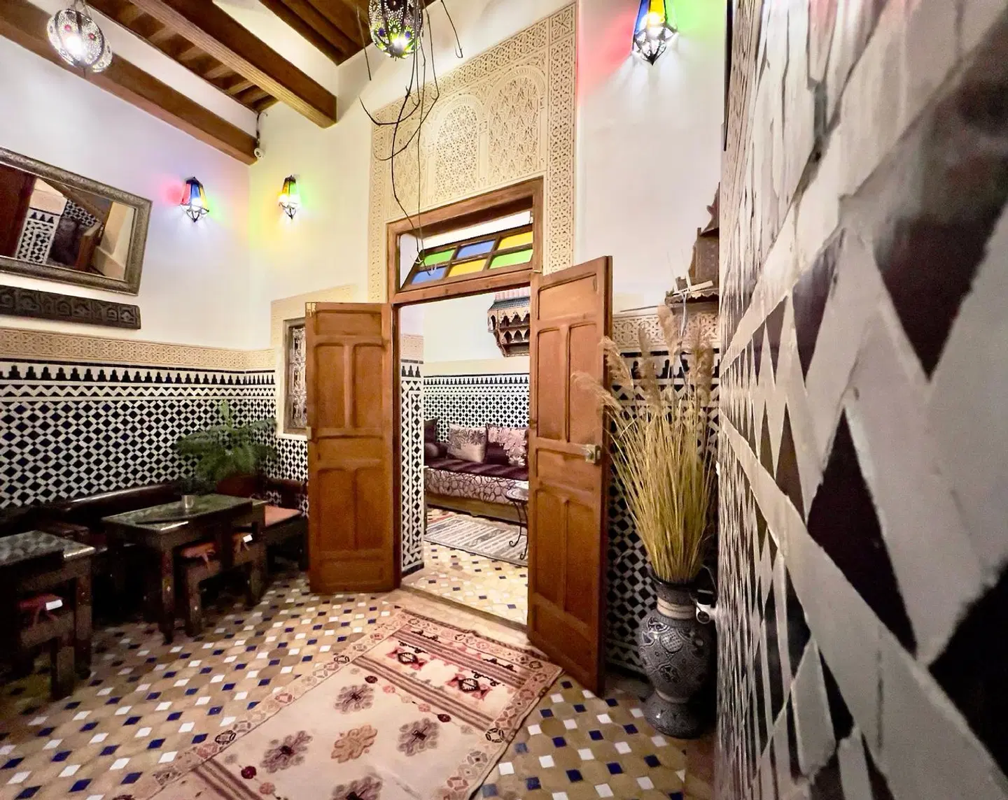 Dar Bhija ROOM_EXAMPLE