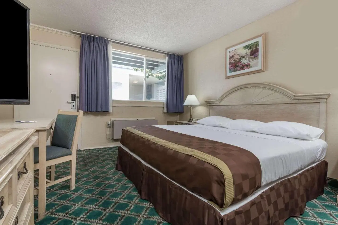 Travelodge by Wyndham San Francisco Airport North ROOM_EXAMPLE