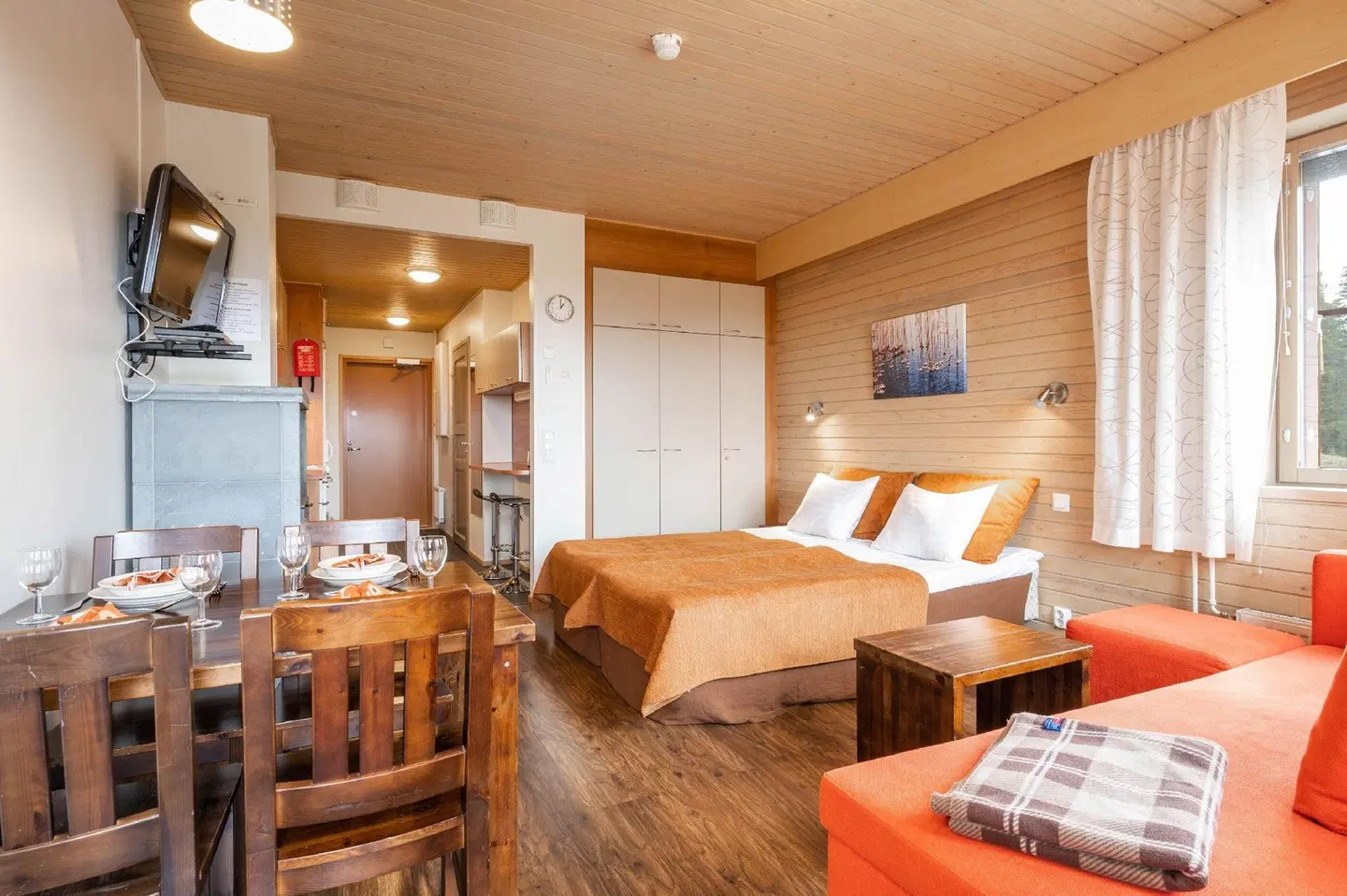 Aurinkorinne ROOM_EXAMPLE