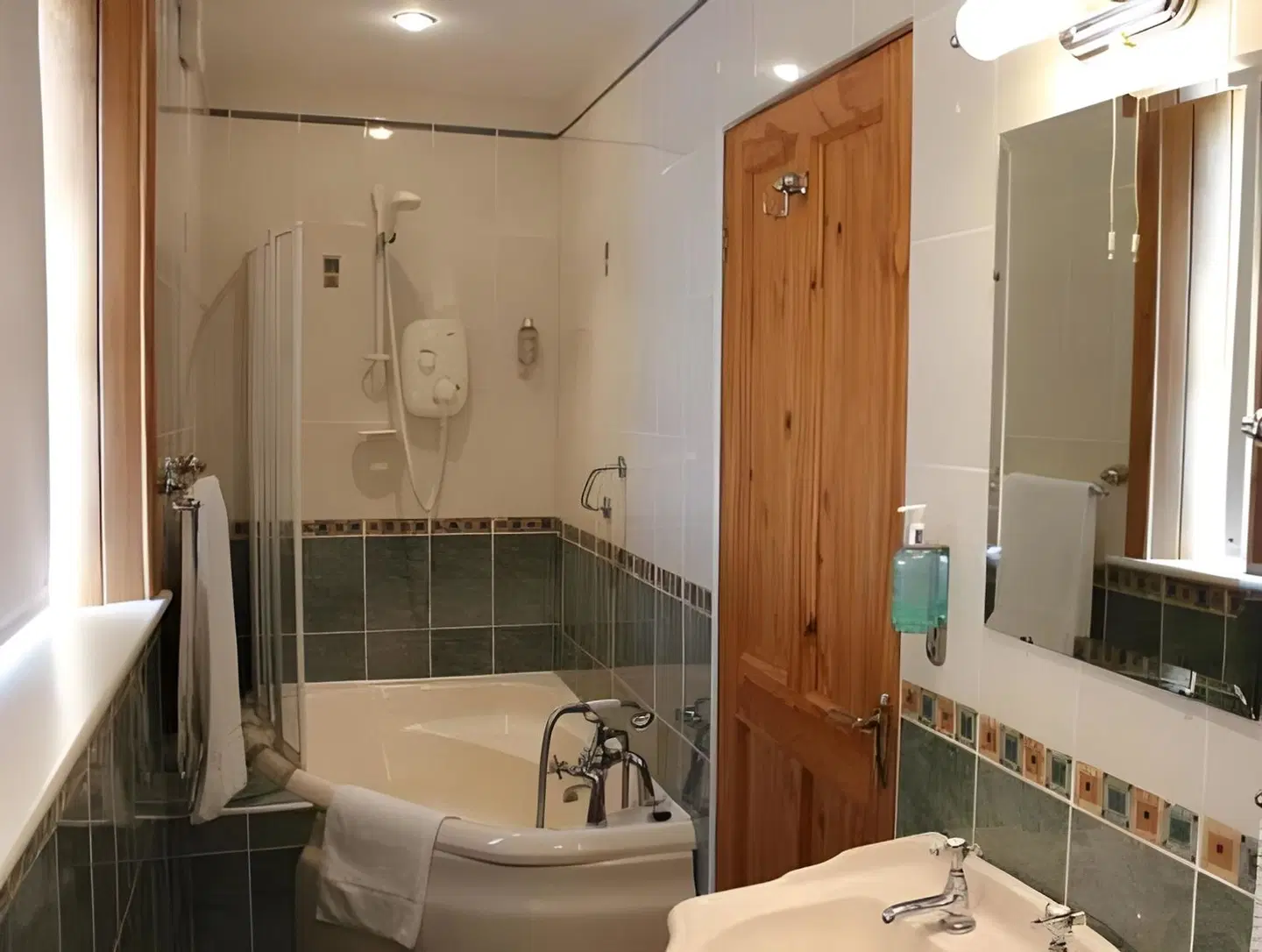 Cullinan's Seafood Restaurant & Guesthouse Badezimmer