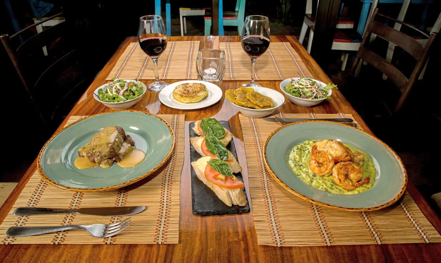 Chayote Lodge Restaurant