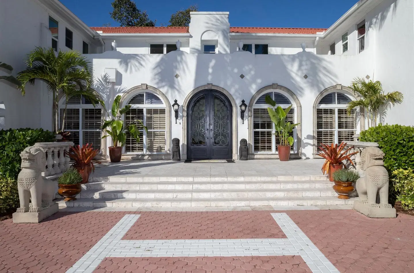 Shangri-La Springs EXTERIOR