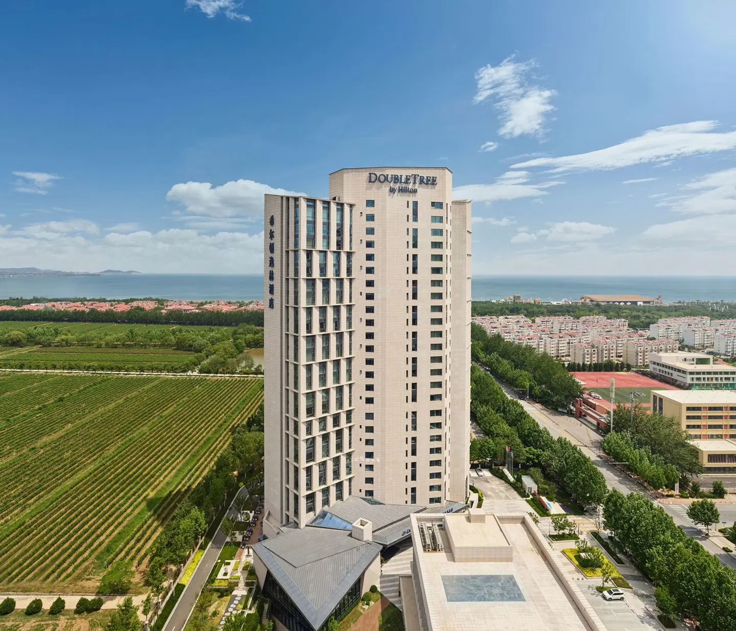 DoubleTree by Hilton Yantai Golden Coast Hotel & Suites Terrasse