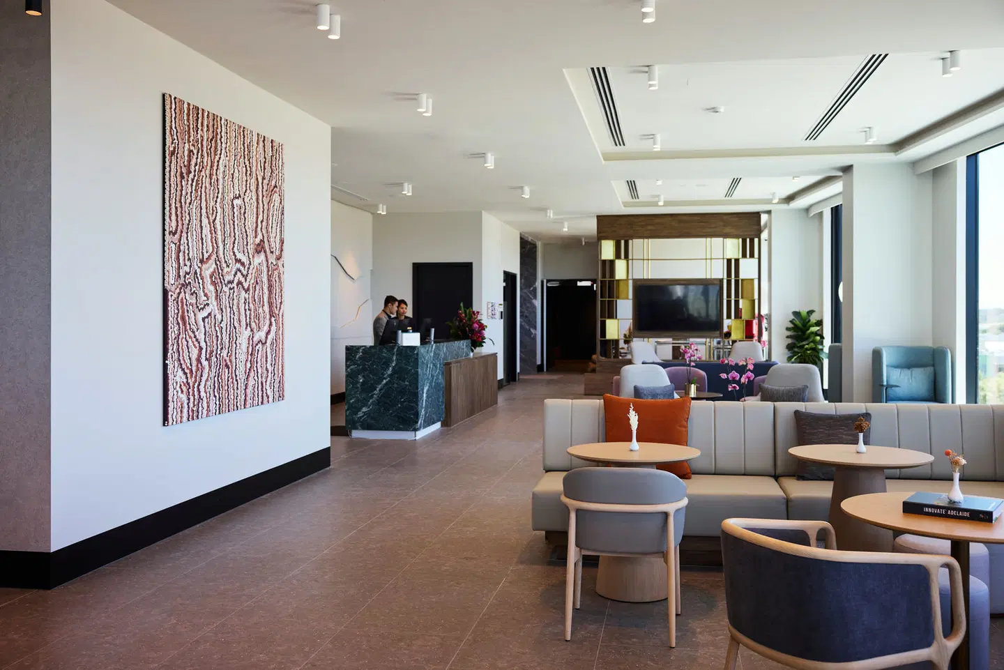 Crowne Plaza Adelaide Mawson Lakes by IHG LOUNGE_LOBBY