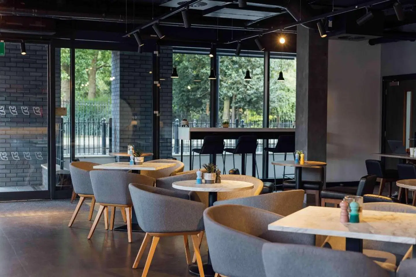 Four Points Flex by Sheraton London Shoreditch East Bar