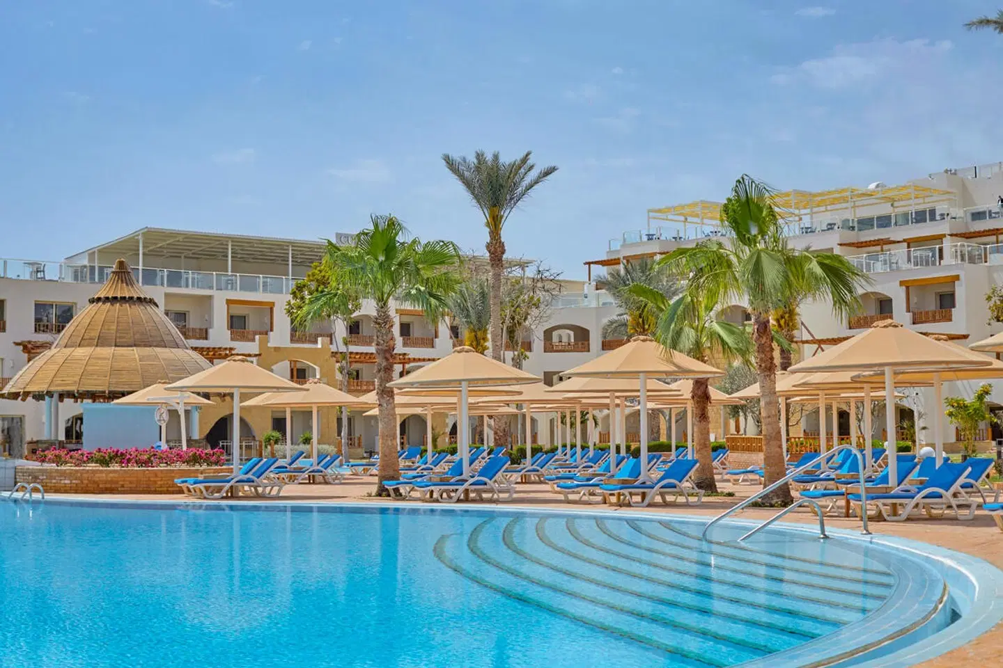 Pickalbatros Royal Grand Resort OUTDOOR_POOL