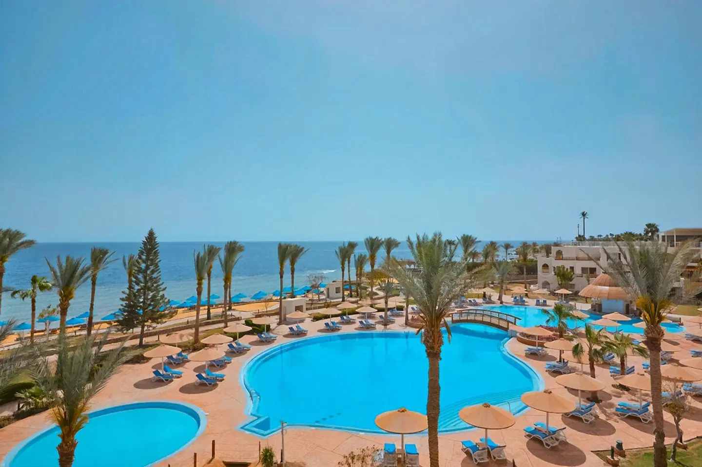 Pickalbatros Royal Grand Resort OUTDOOR_POOL