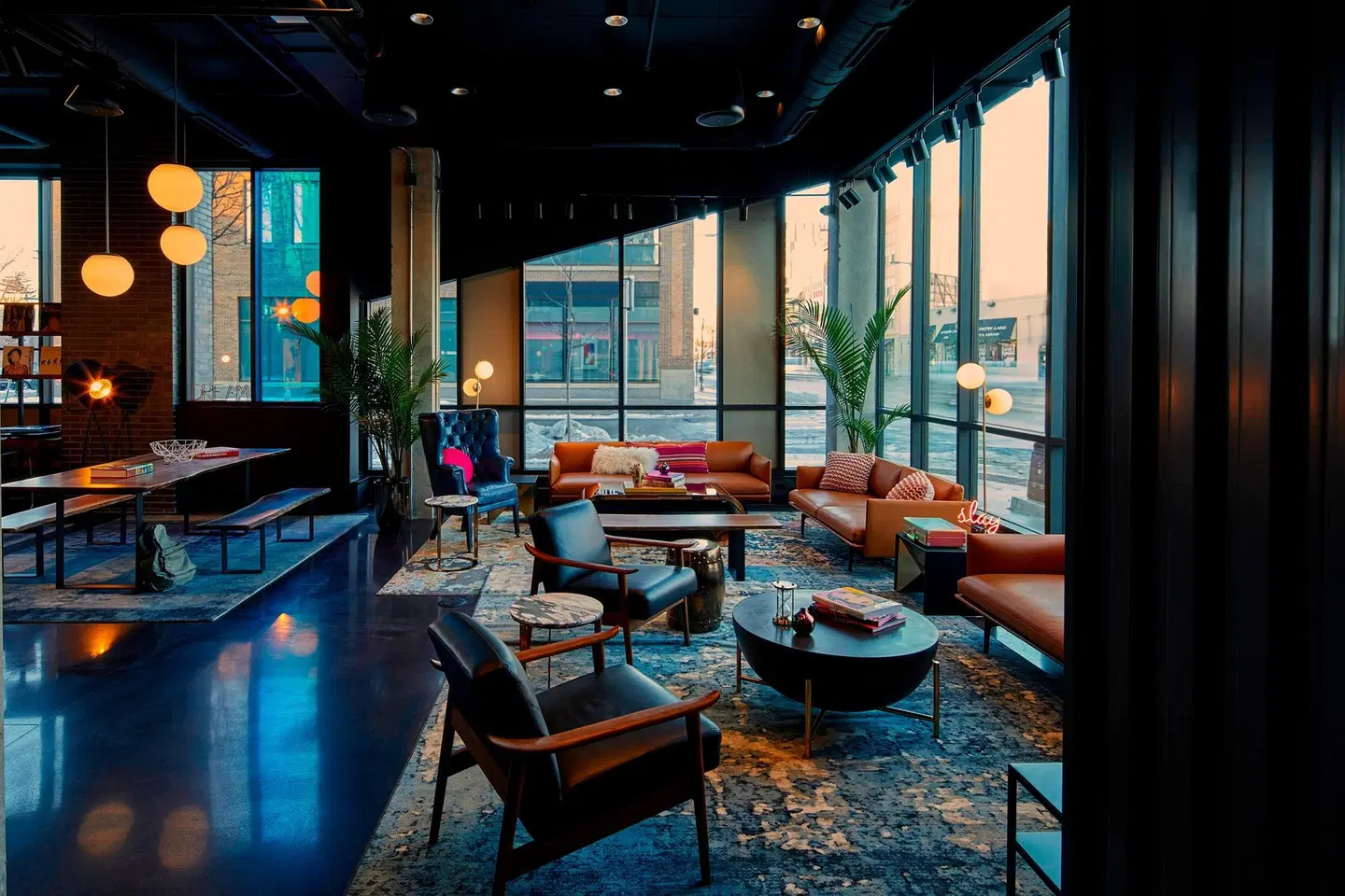Moxy Minneapolis Uptown Restaurant